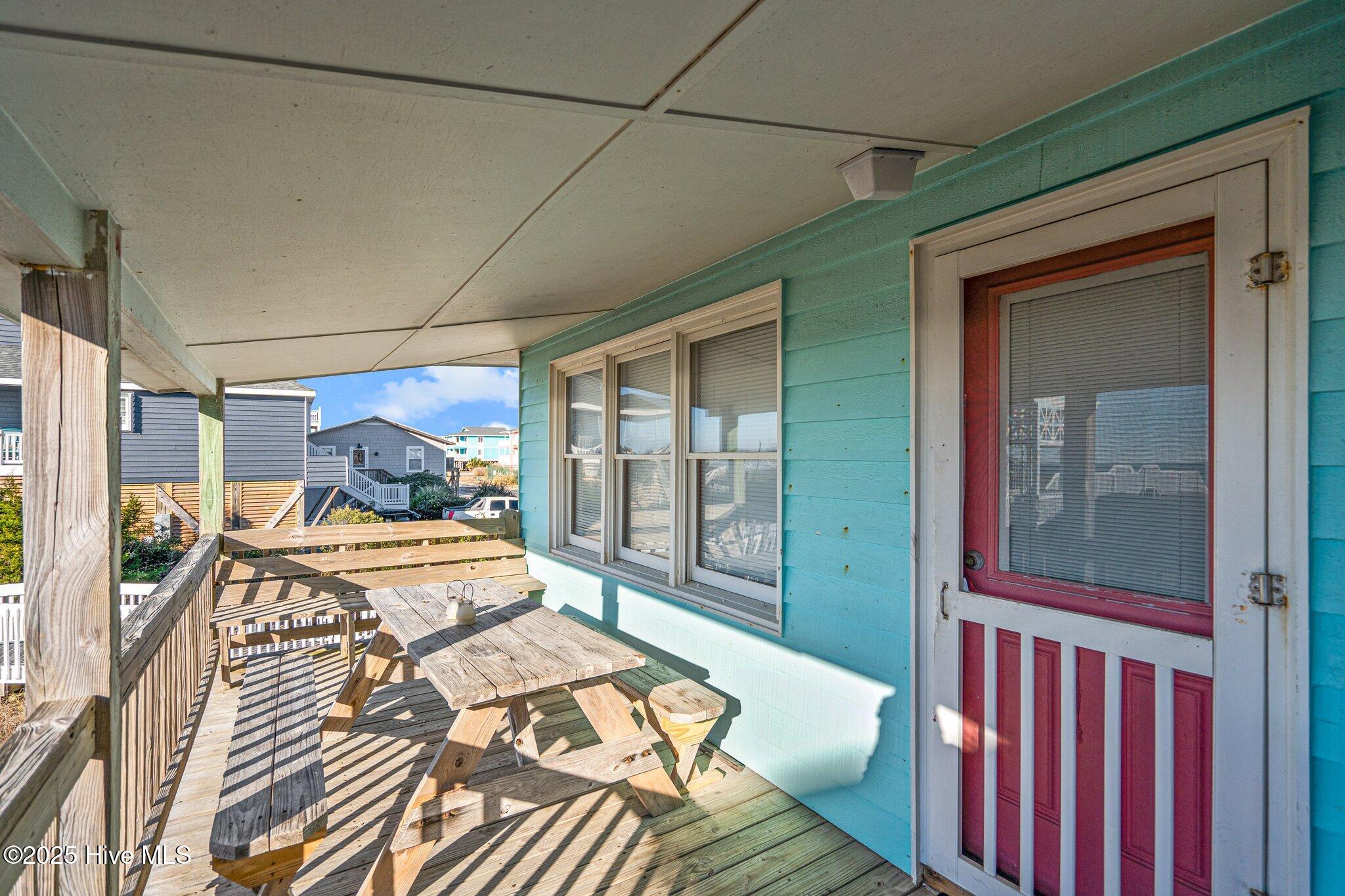 1049 Ocean Boulevard Property Photo 28