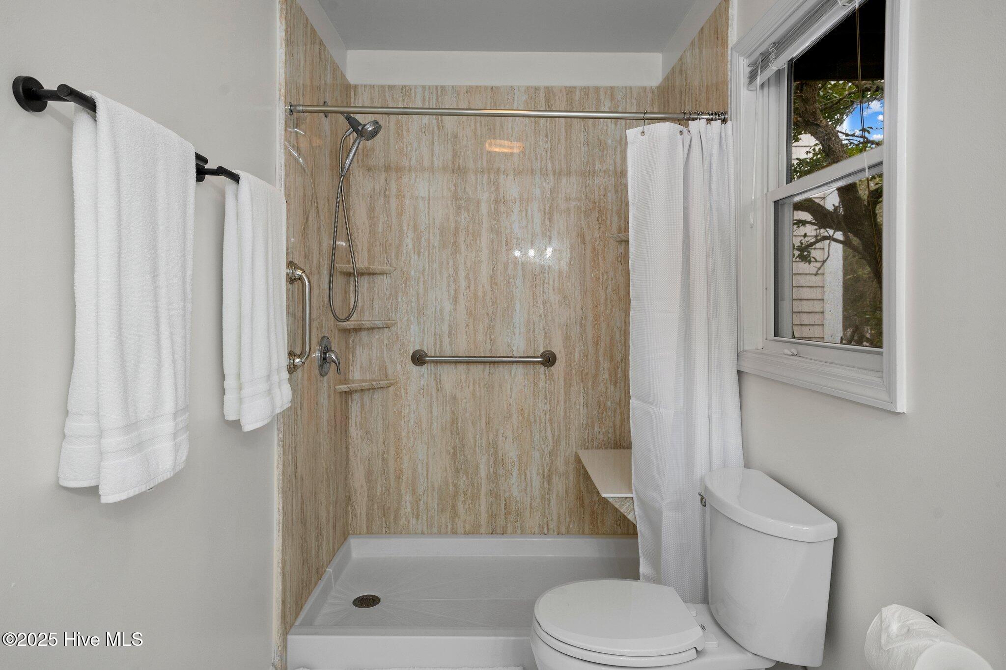 105 Fairytale Lane Property Photo 25
