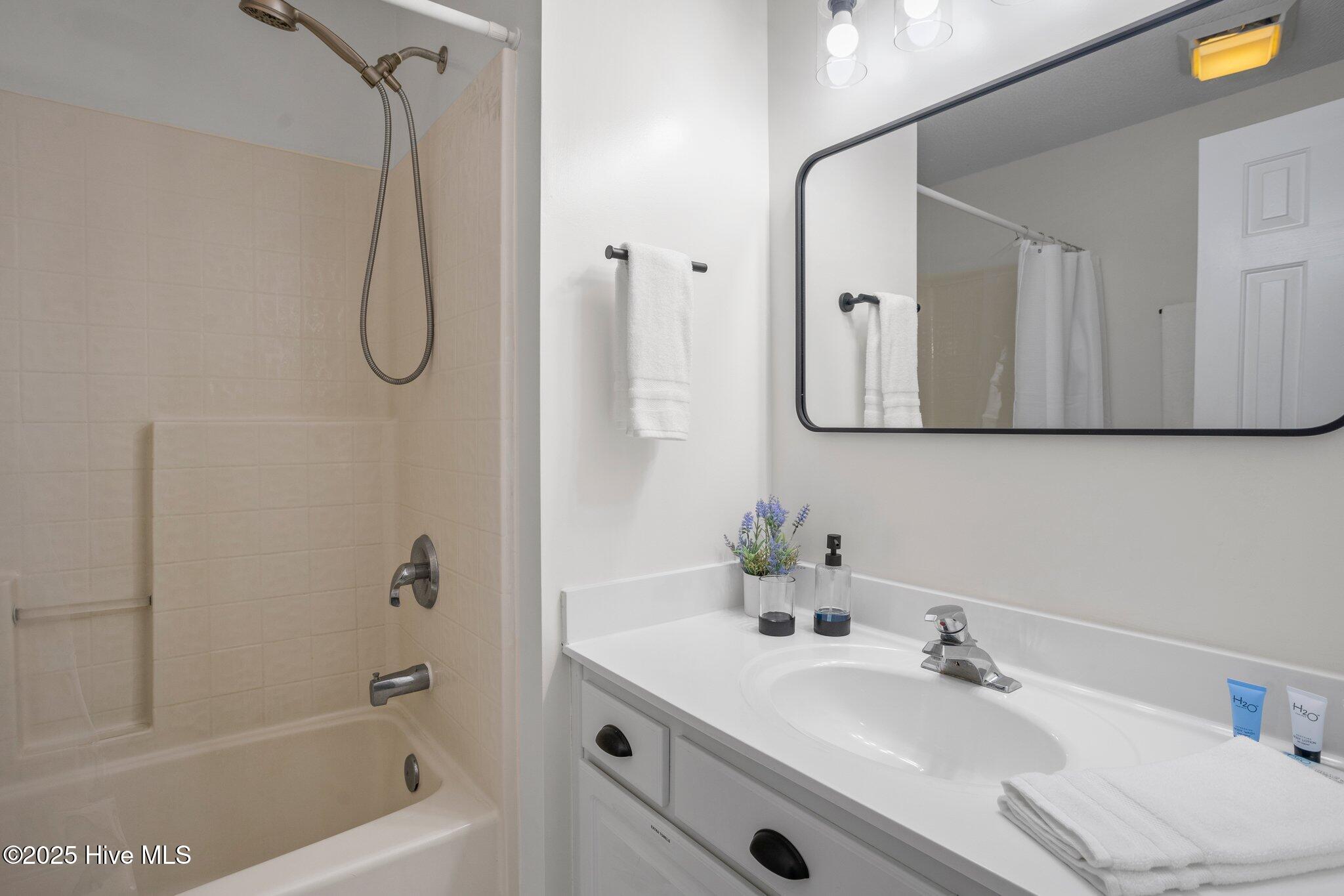 105 Fairytale Lane Property Photo 30