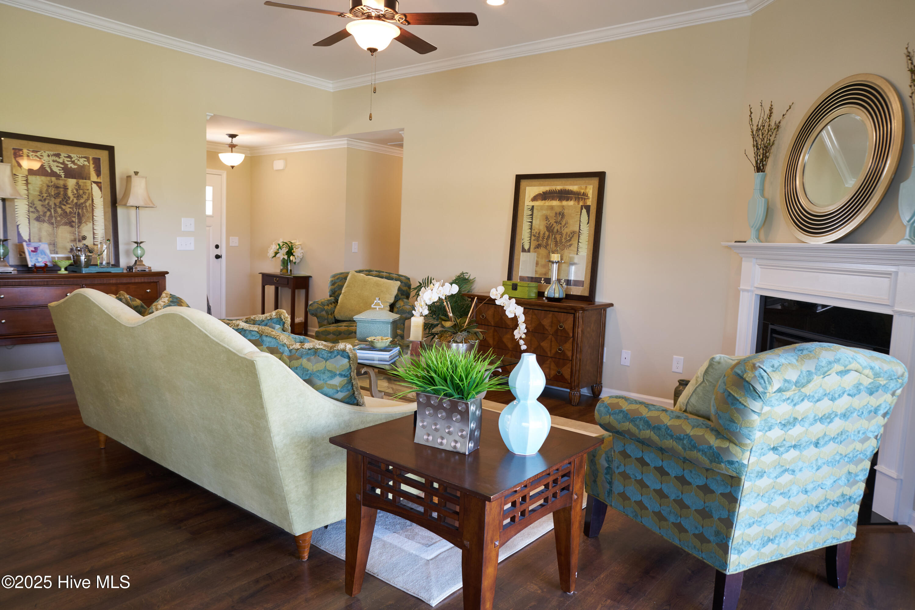 304 Oleander Drive Property Photo 4