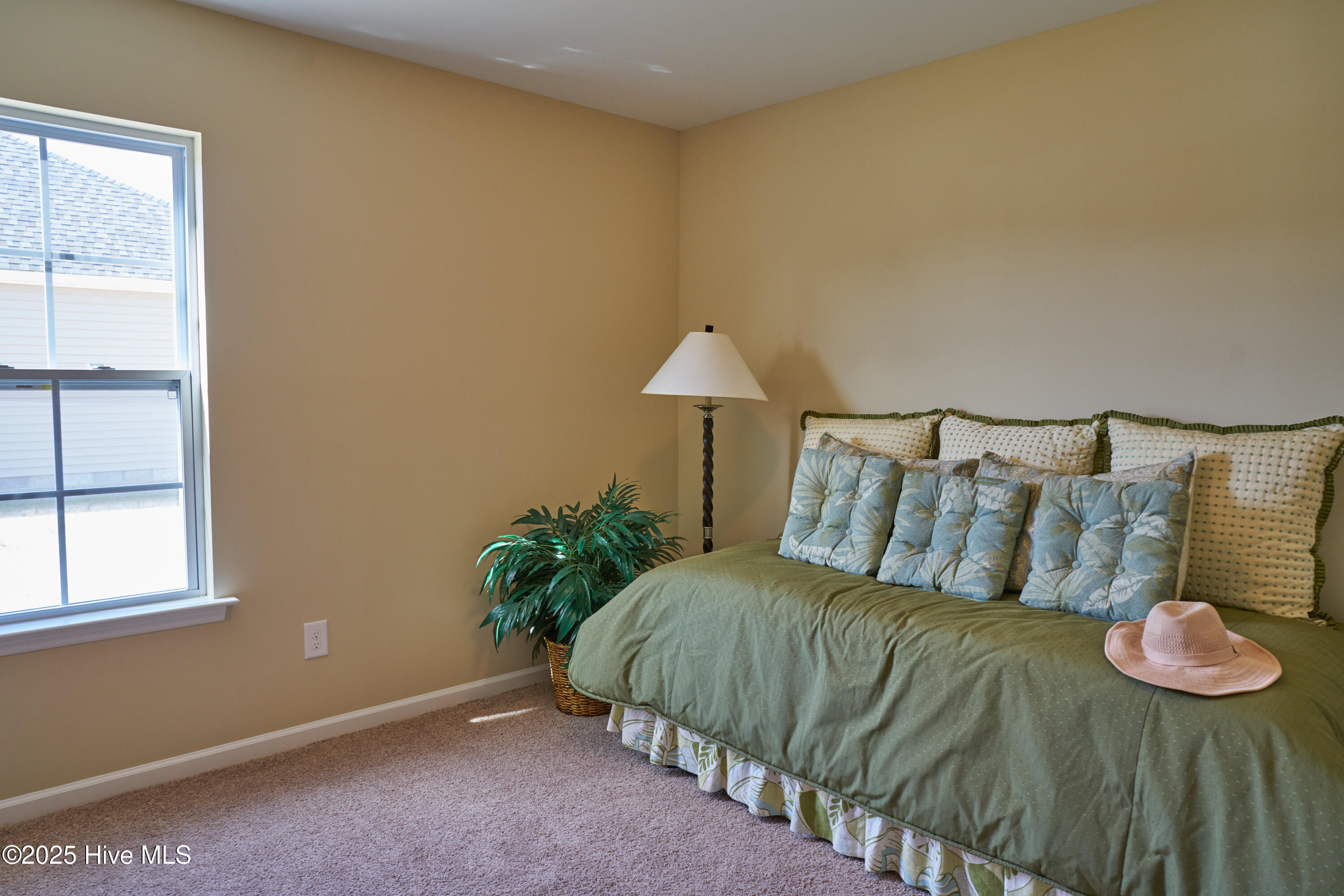 304 Oleander Drive Property Photo 12
