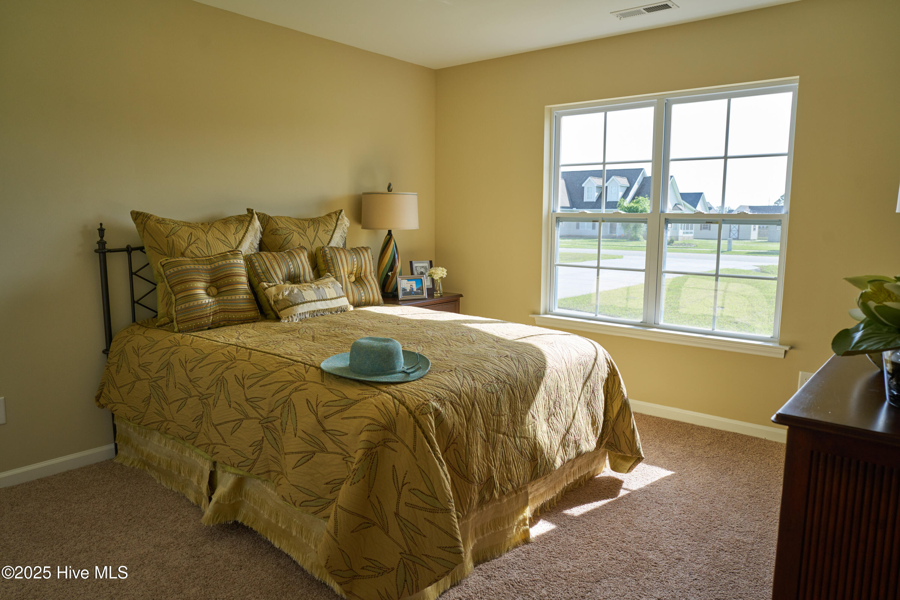 304 Oleander Drive Property Photo 14