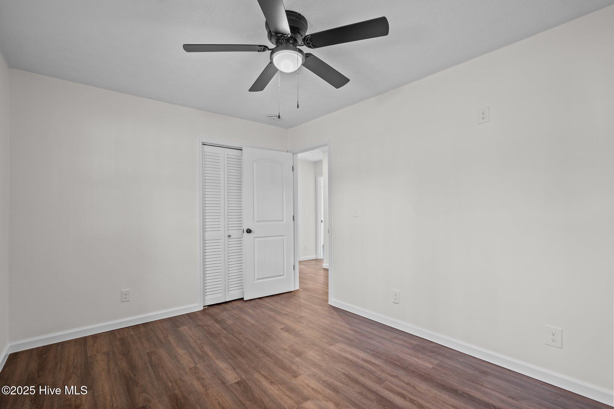 408 W Burkhead Street Property Photo 18