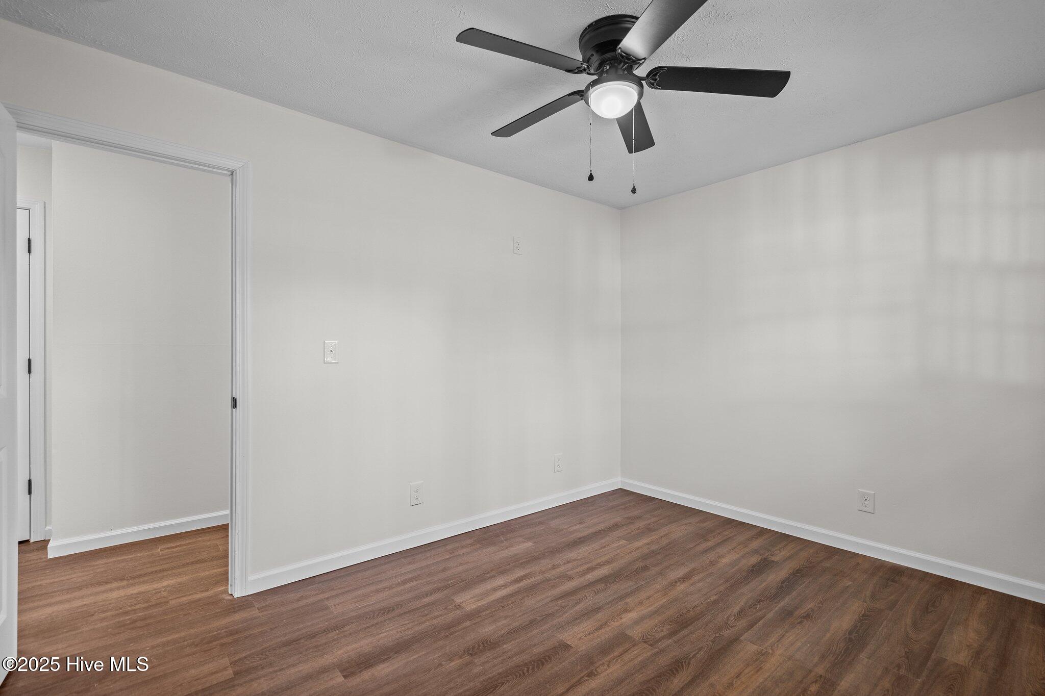 408 W Burkhead Street Property Photo 19