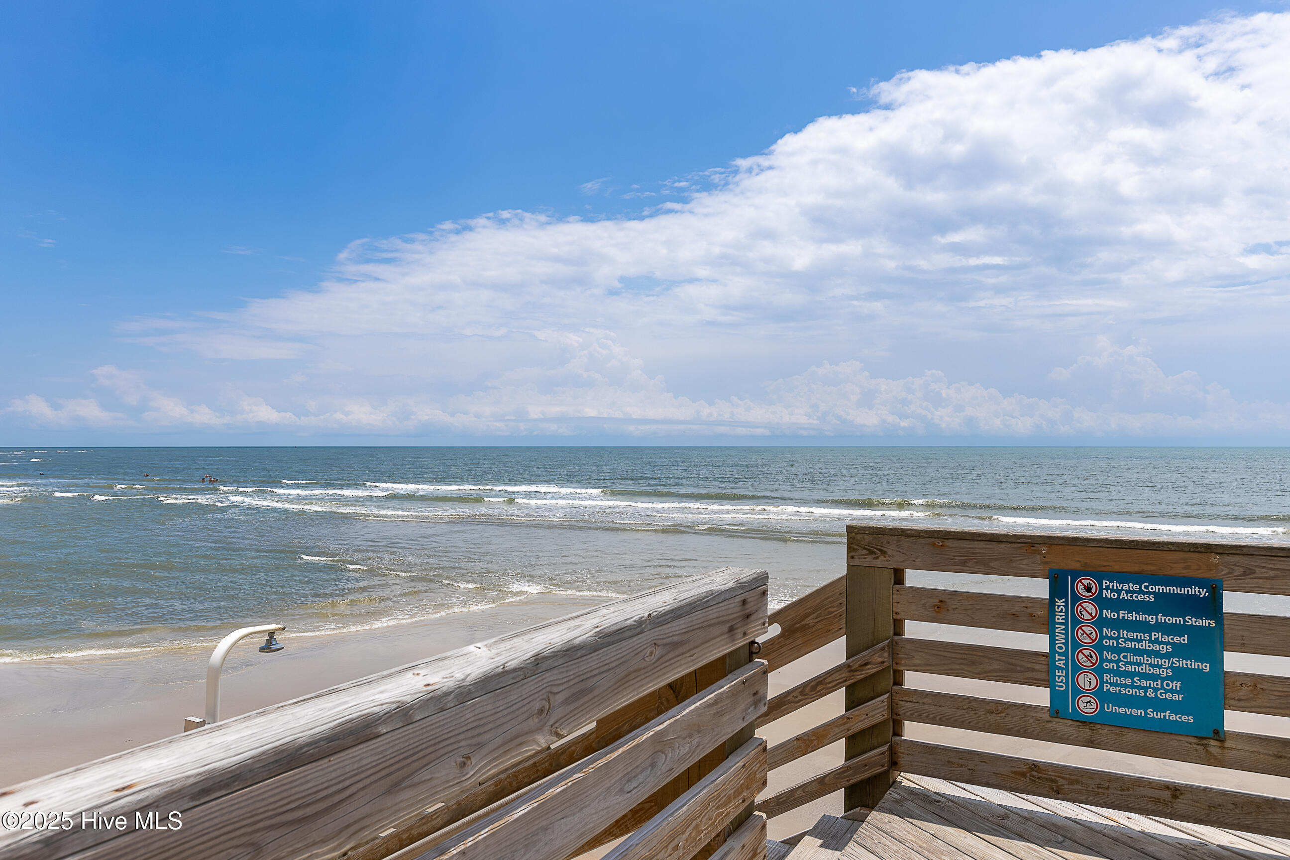 2240 New River Inlet Road 325 Property Photo 4