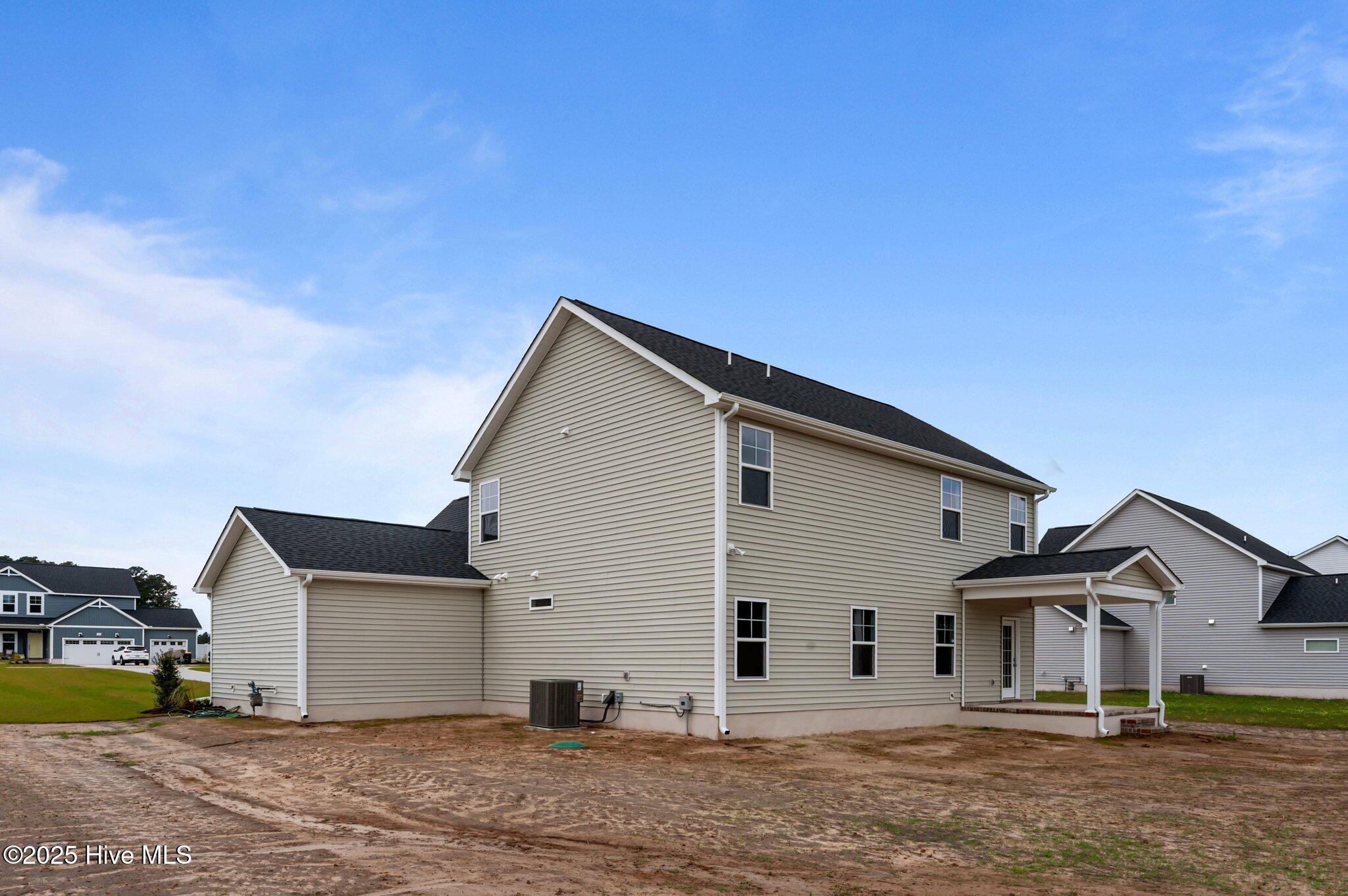 1057 Appaloosa Trail Property Photo 4