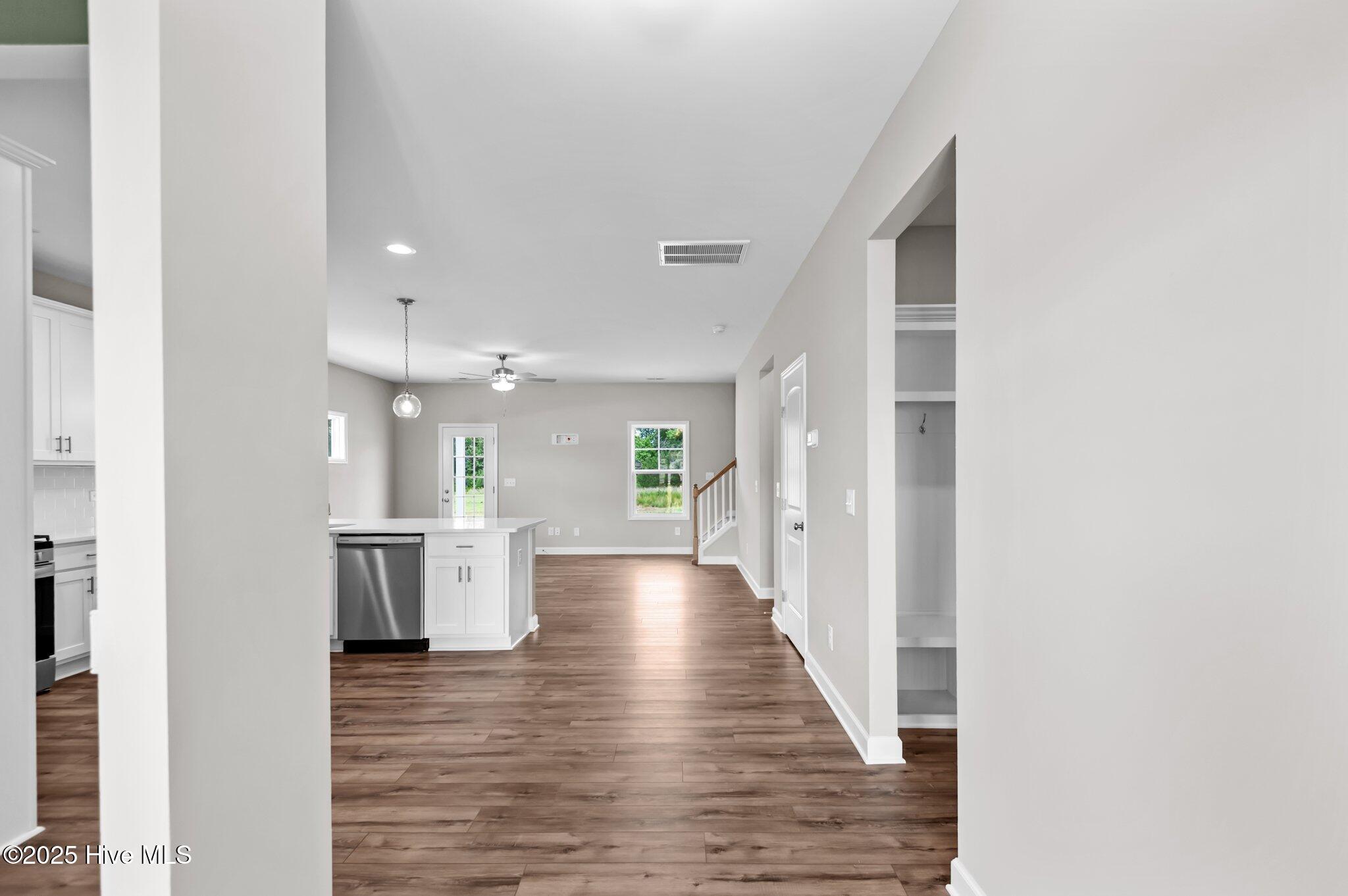 1057 Appaloosa Trail Property Photo 8