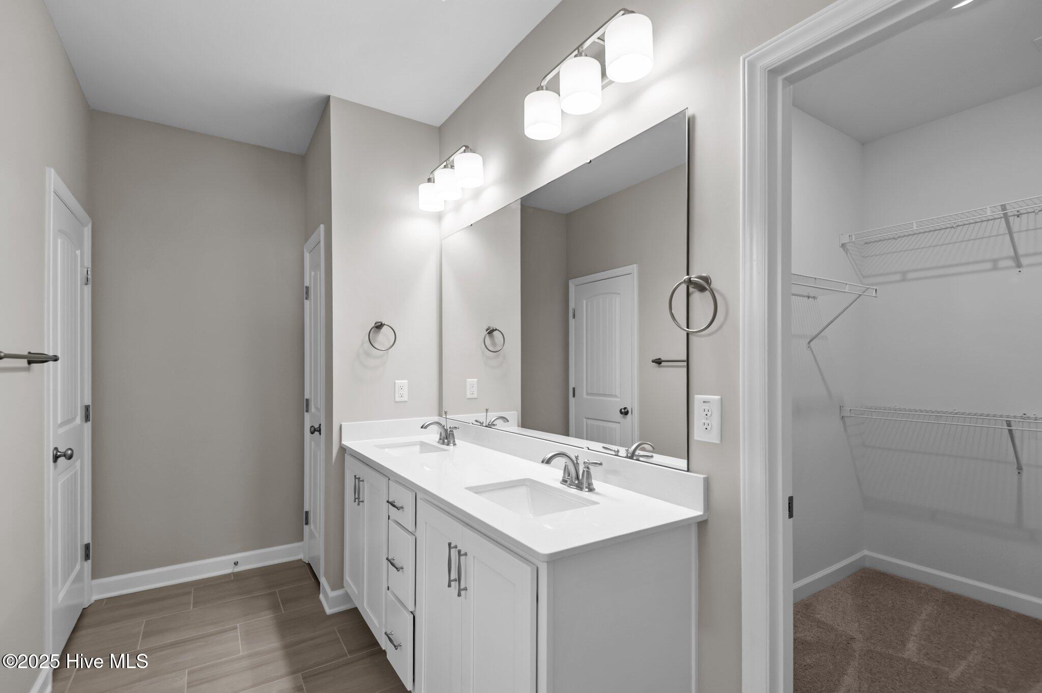 1057 Appaloosa Trail Property Photo 21