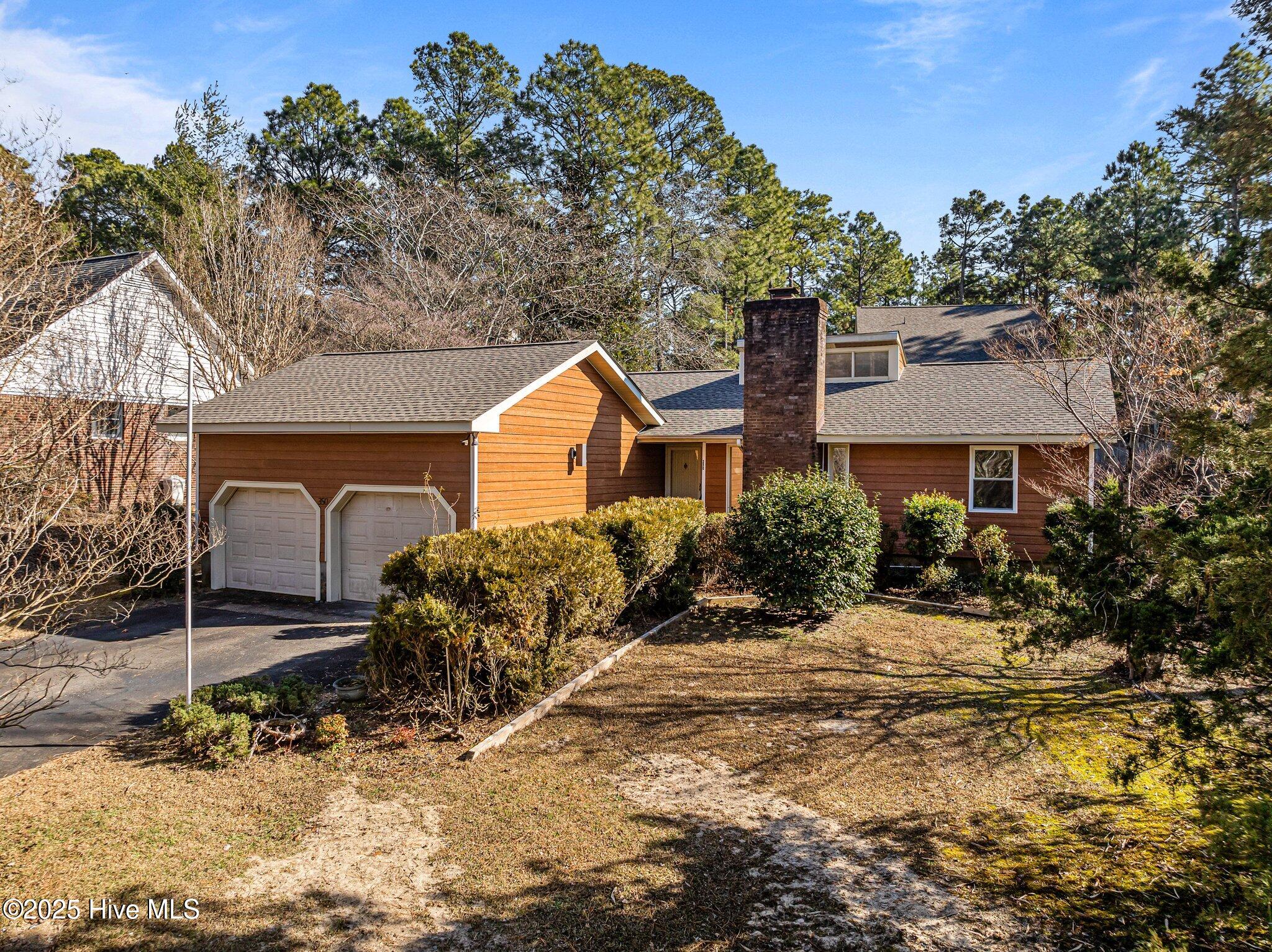 350 Spring Lake Drive Property Photo 1