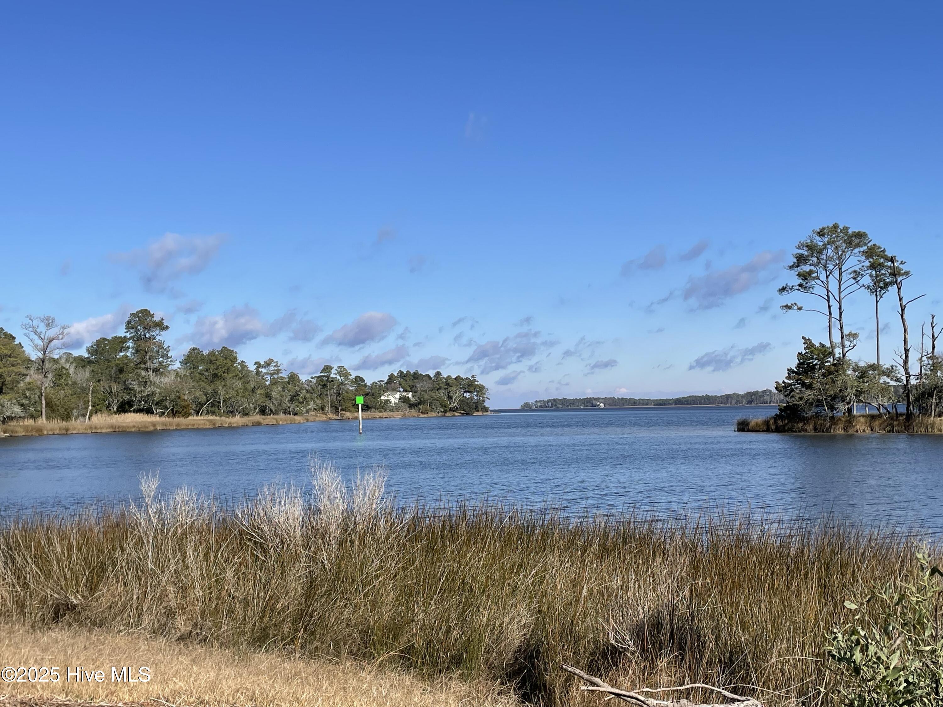 330 Martin Creek Drive Property Photo 4