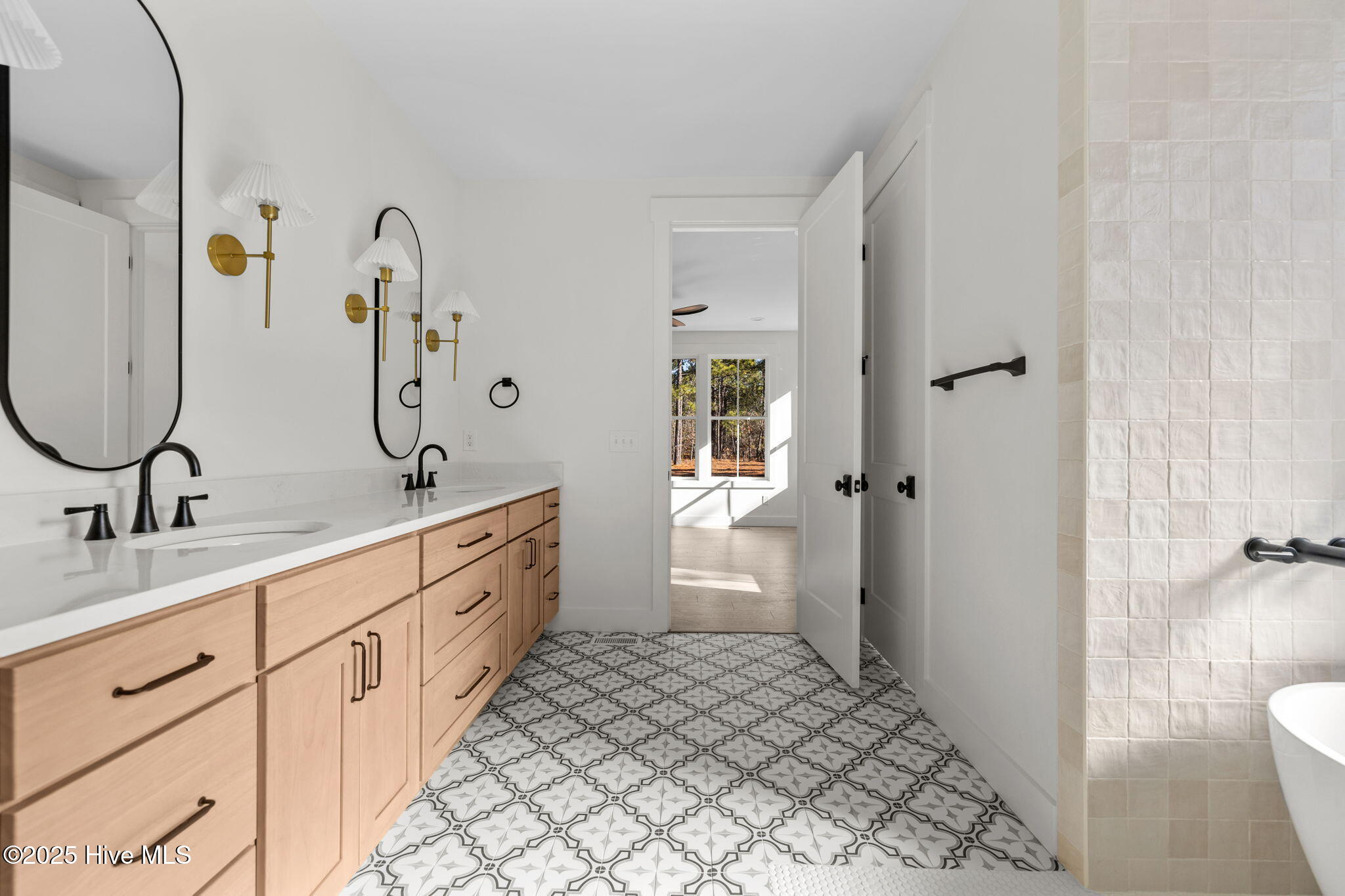 130 Sugar Sand Lane Property Photo 24