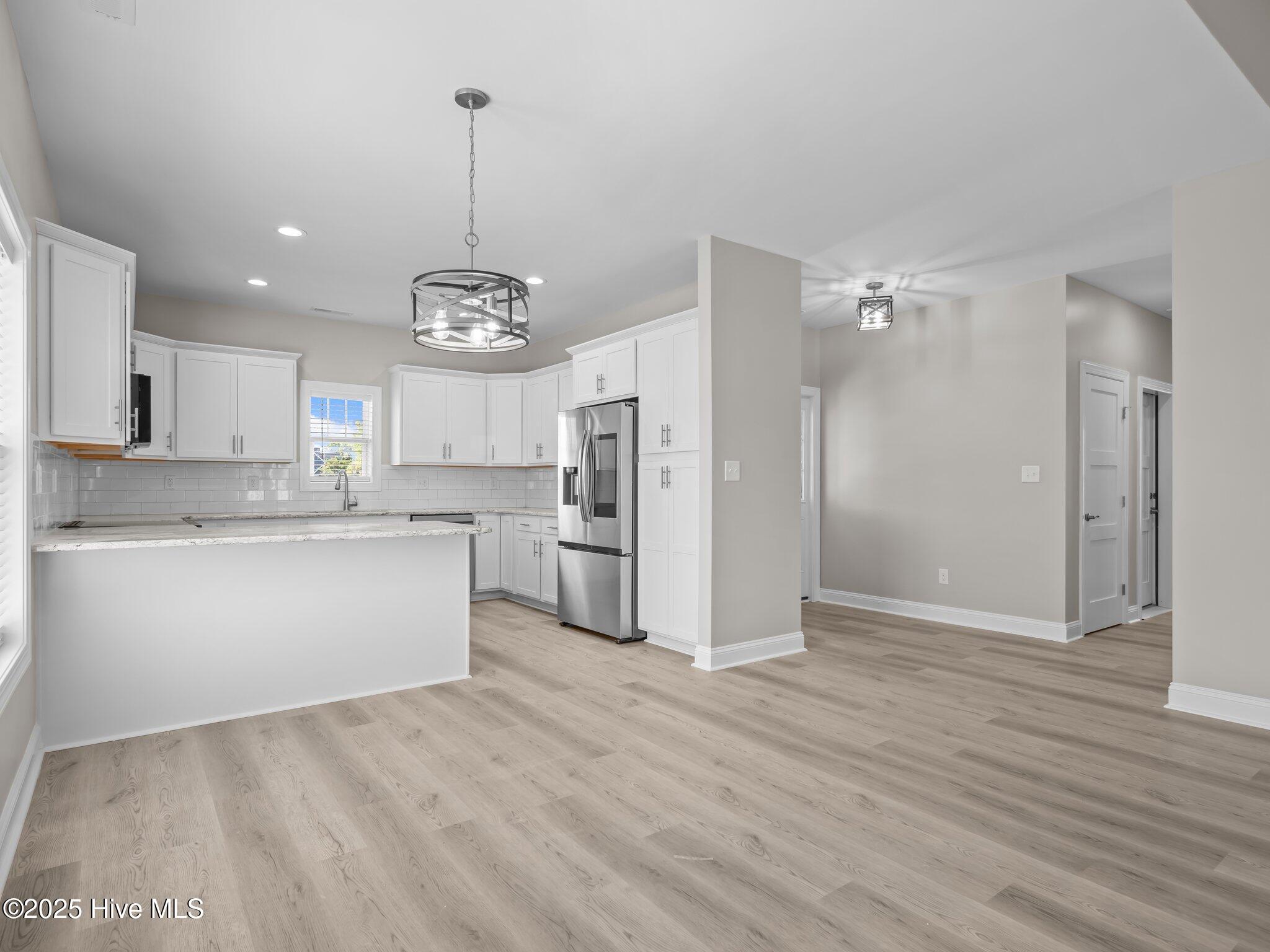 207 Sandbar Court Property Photo 7