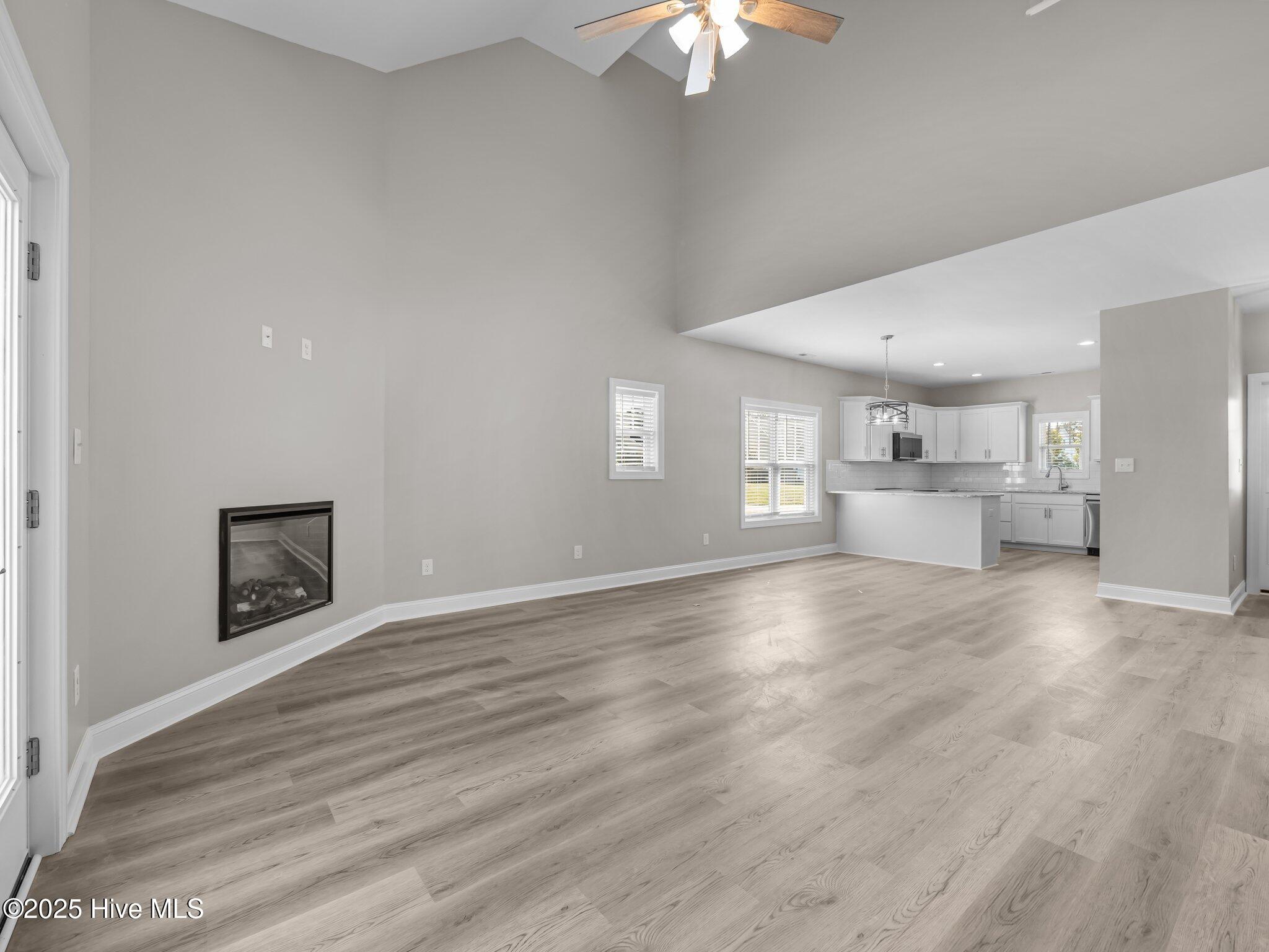 207 Sandbar Court Property Photo 13