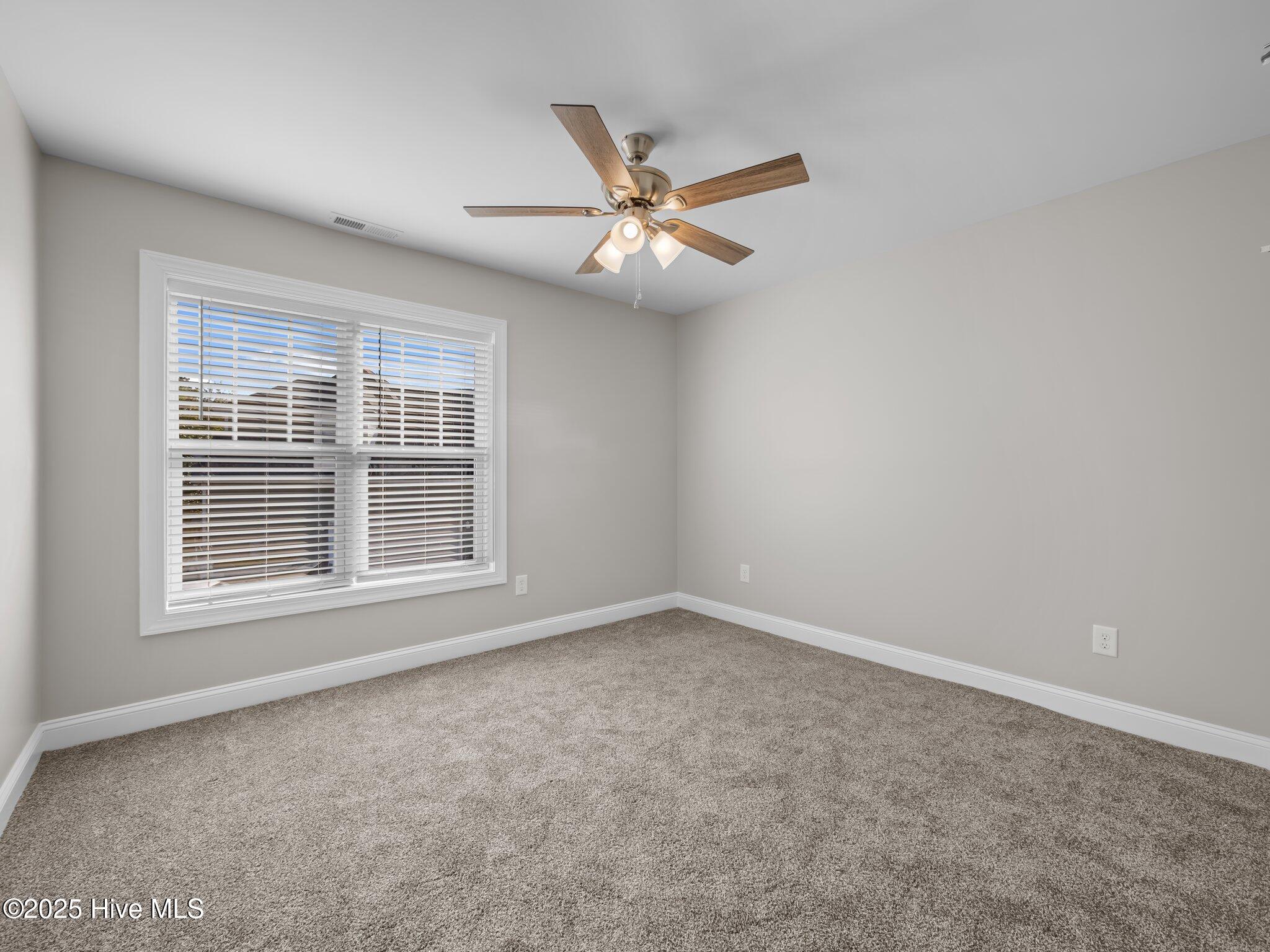 207 Sandbar Court Property Photo 14