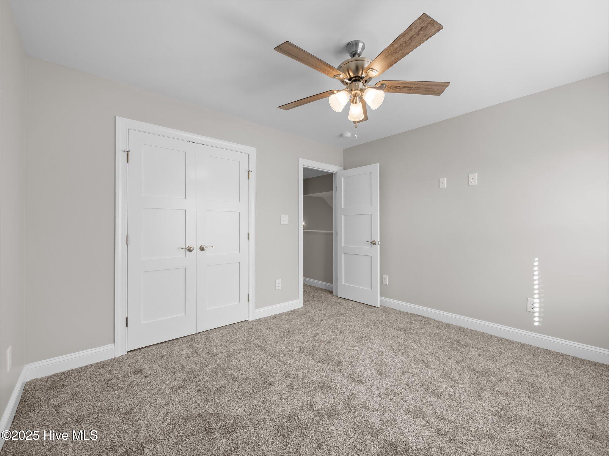 207 Sandbar Court Property Photo 15