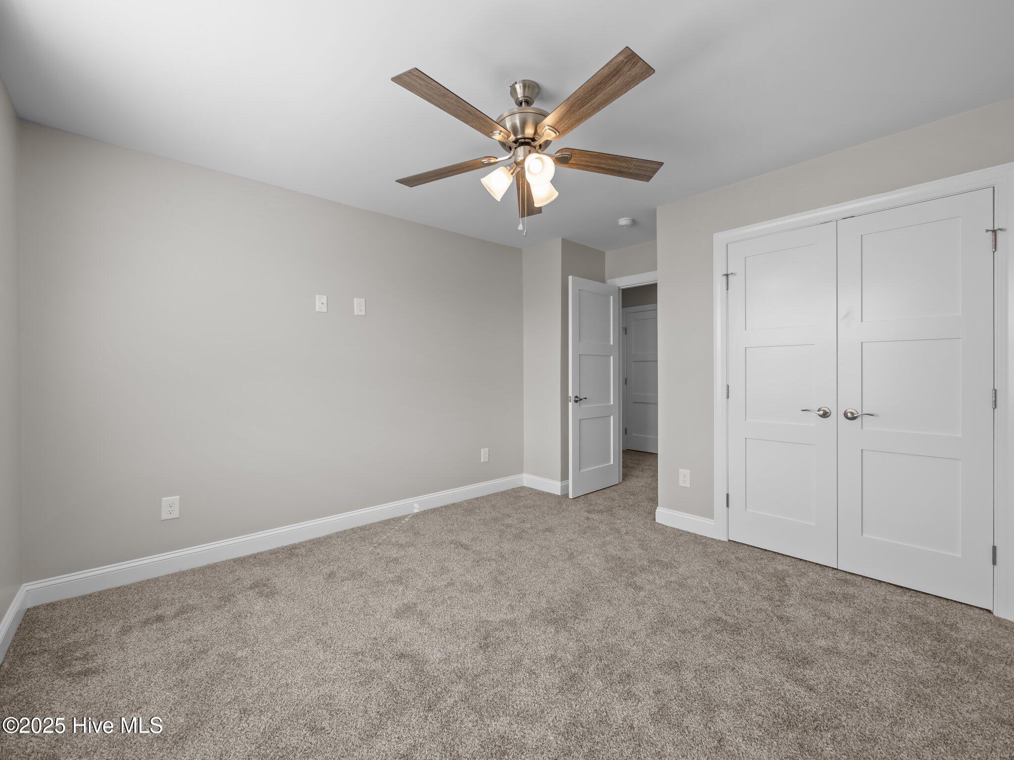 207 Sandbar Court Property Photo 17