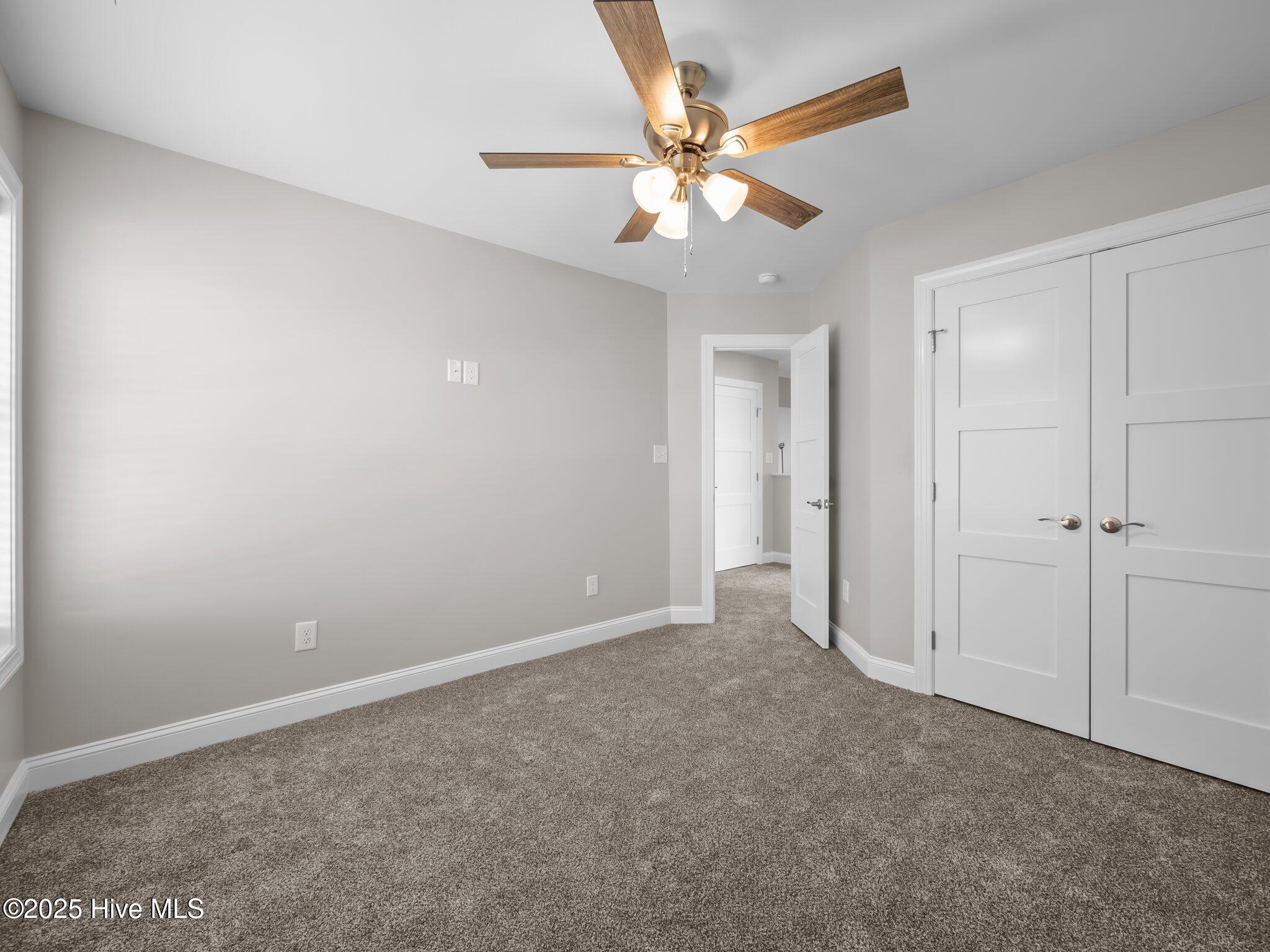 207 Sandbar Court Property Photo 20