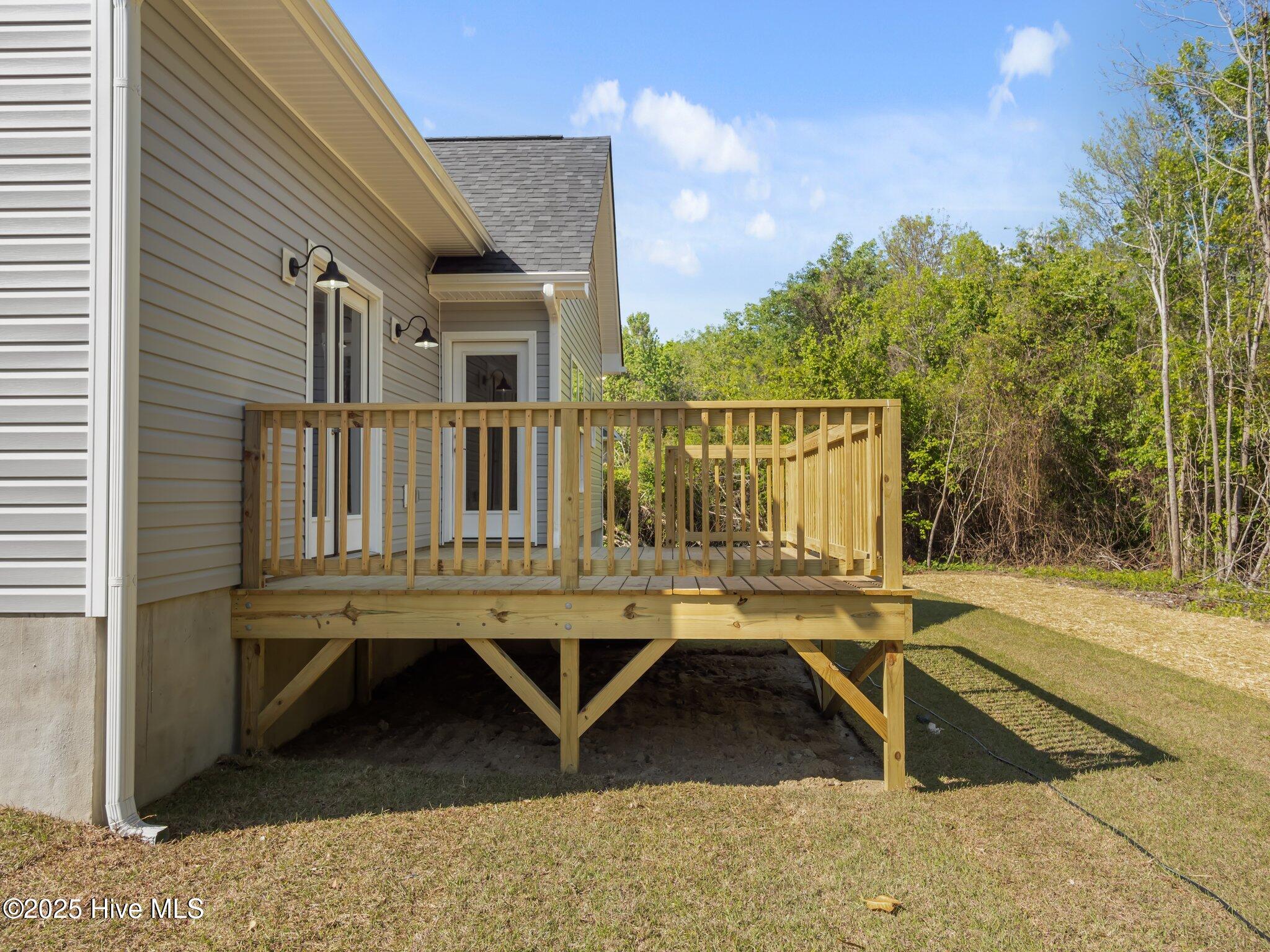 207 Sandbar Court Property Photo 35