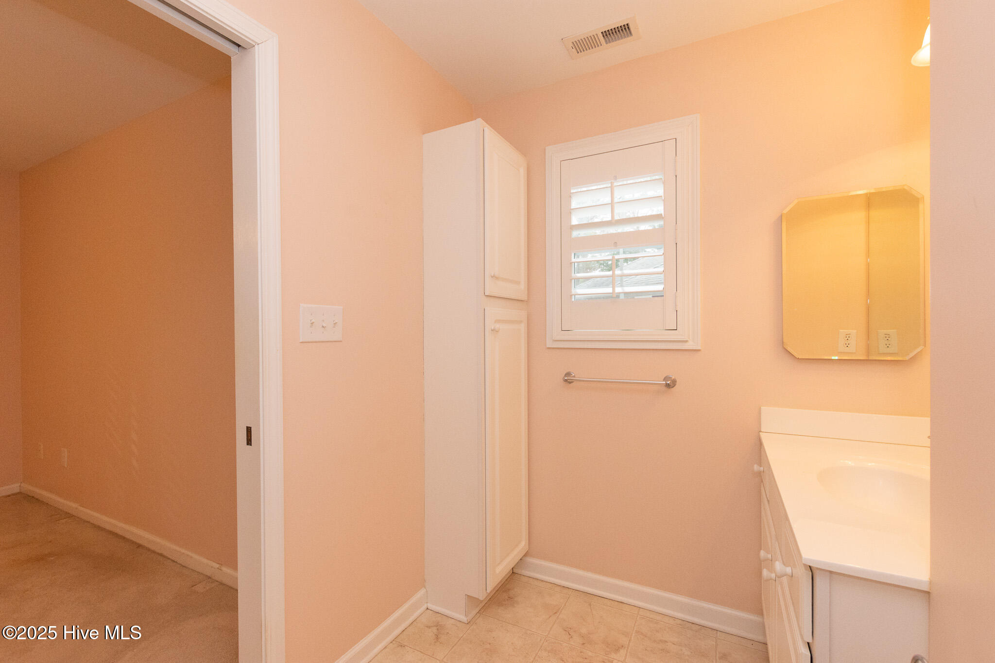 309 Jasmine Property Photo 26