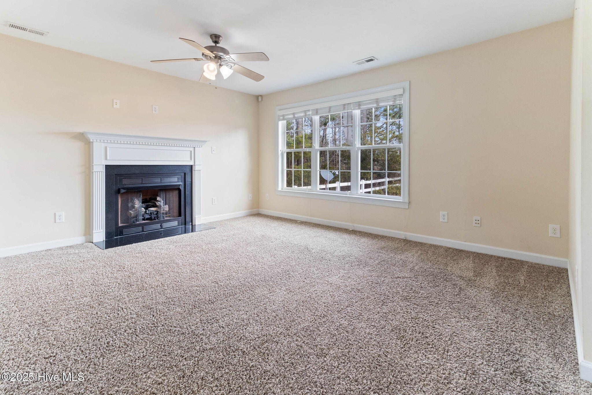 915 Savannah Drive Property Photo 9