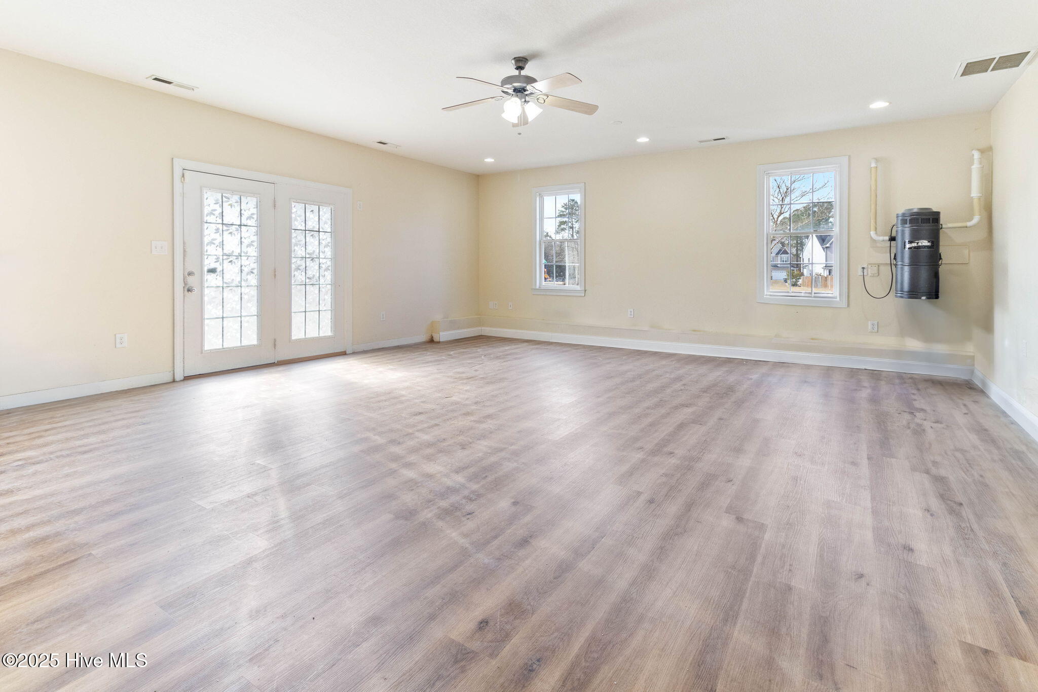 915 Savannah Drive Property Photo 23
