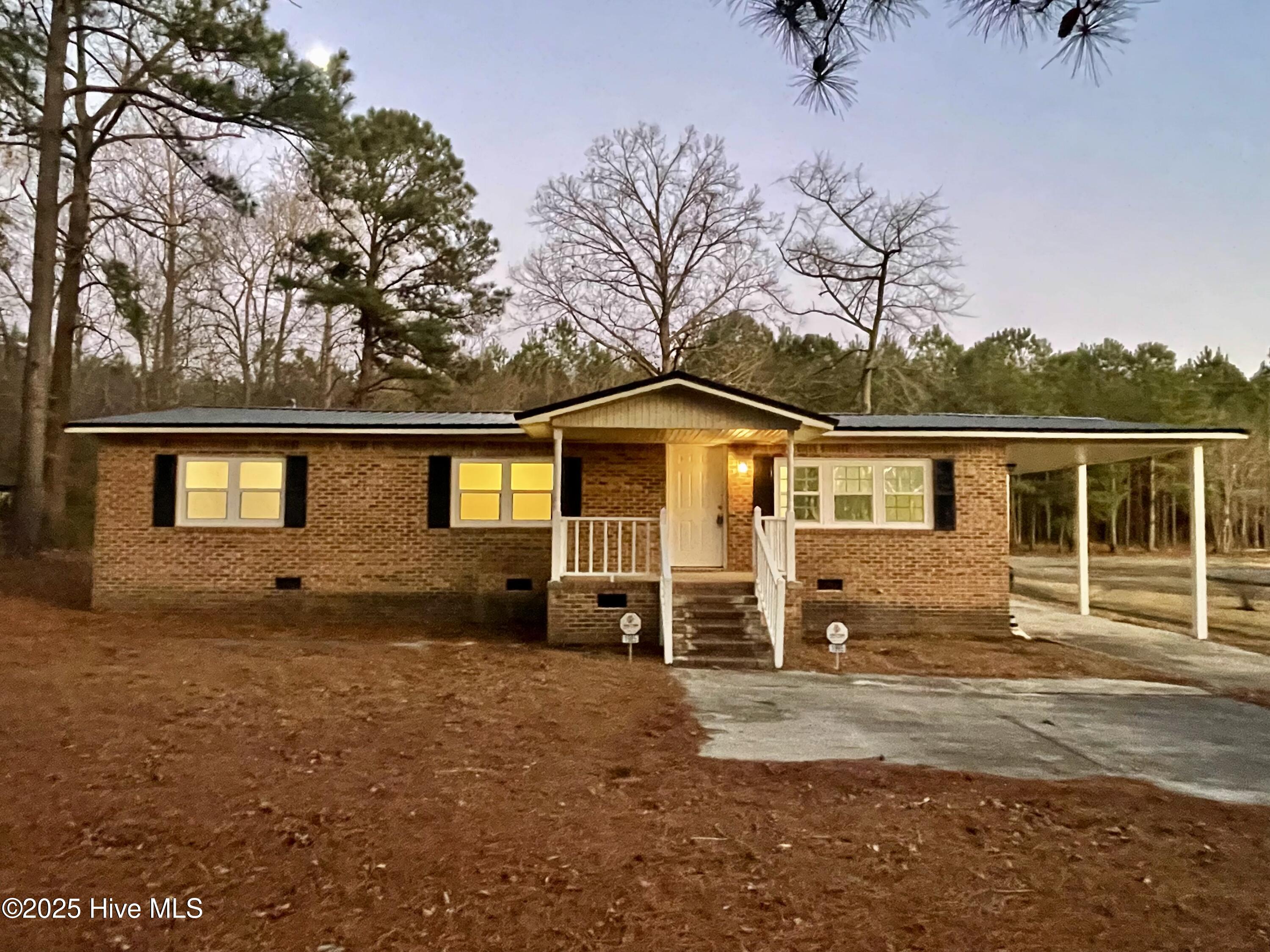 1995 Bear Trap Road Property Photo 3