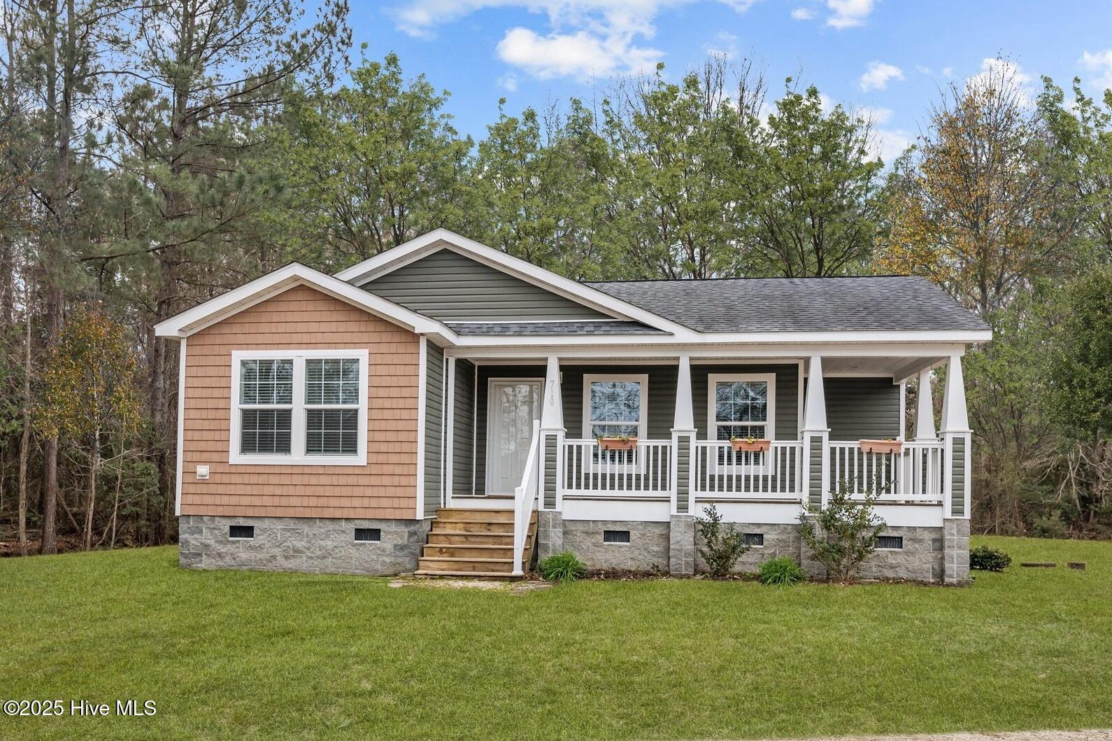 710 Carolina Avenue Property Image