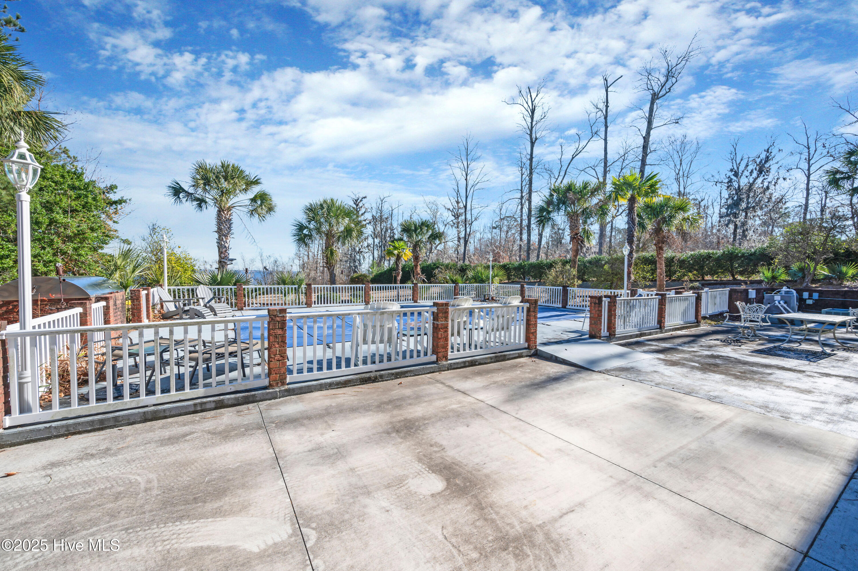 240 Drake Landing Property Photo 17