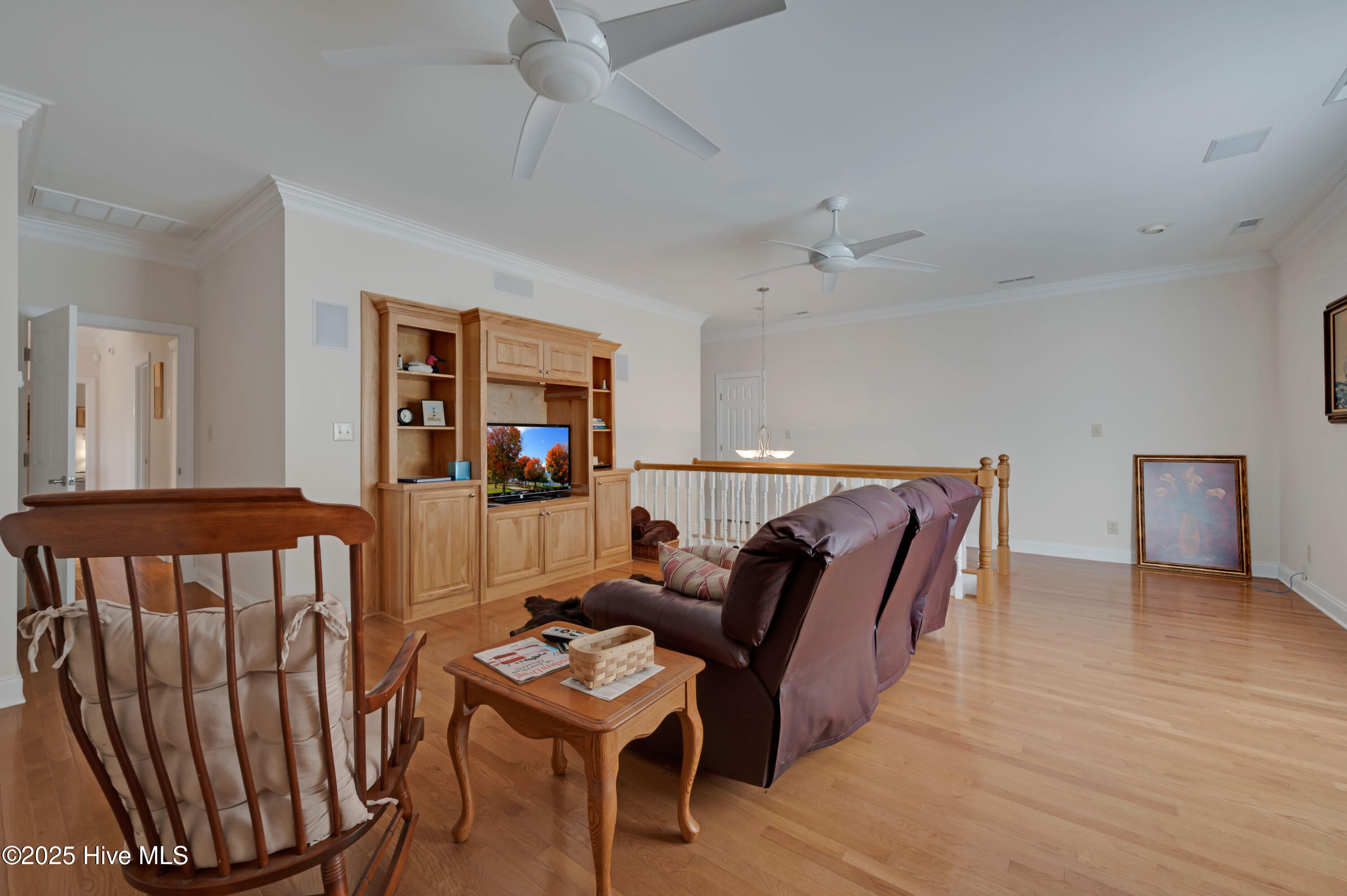 240 Drake Landing Property Photo 41
