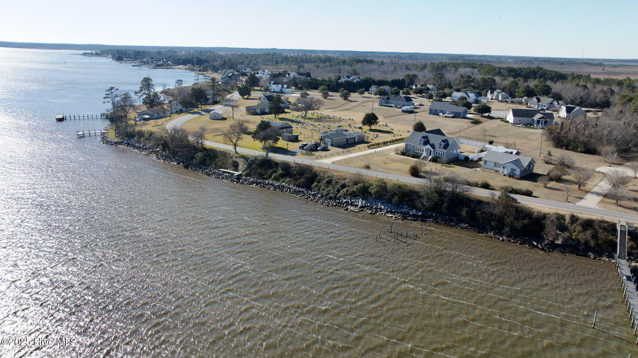 1055 Waterlily Road Property Photo 4