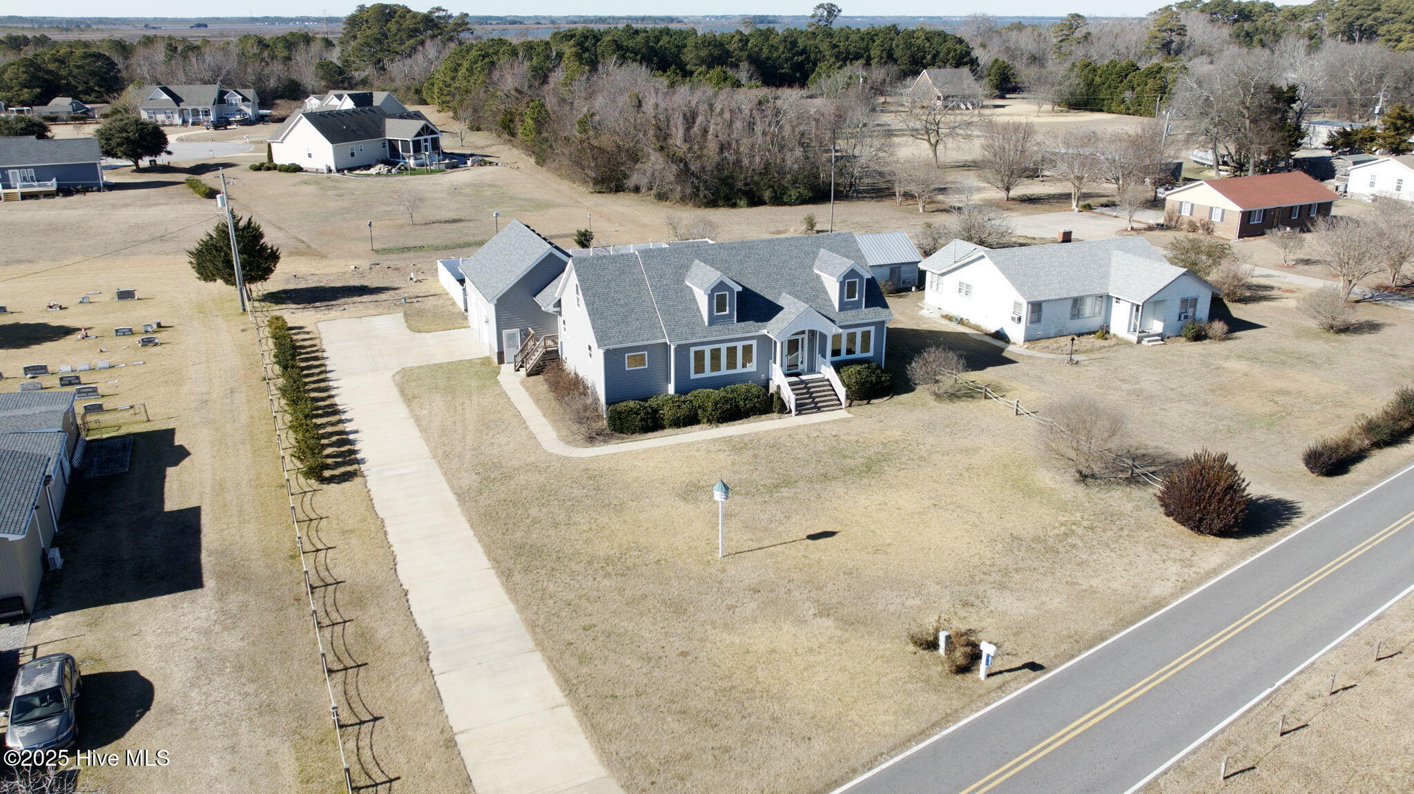 1055 Waterlily Road Property Photo 7