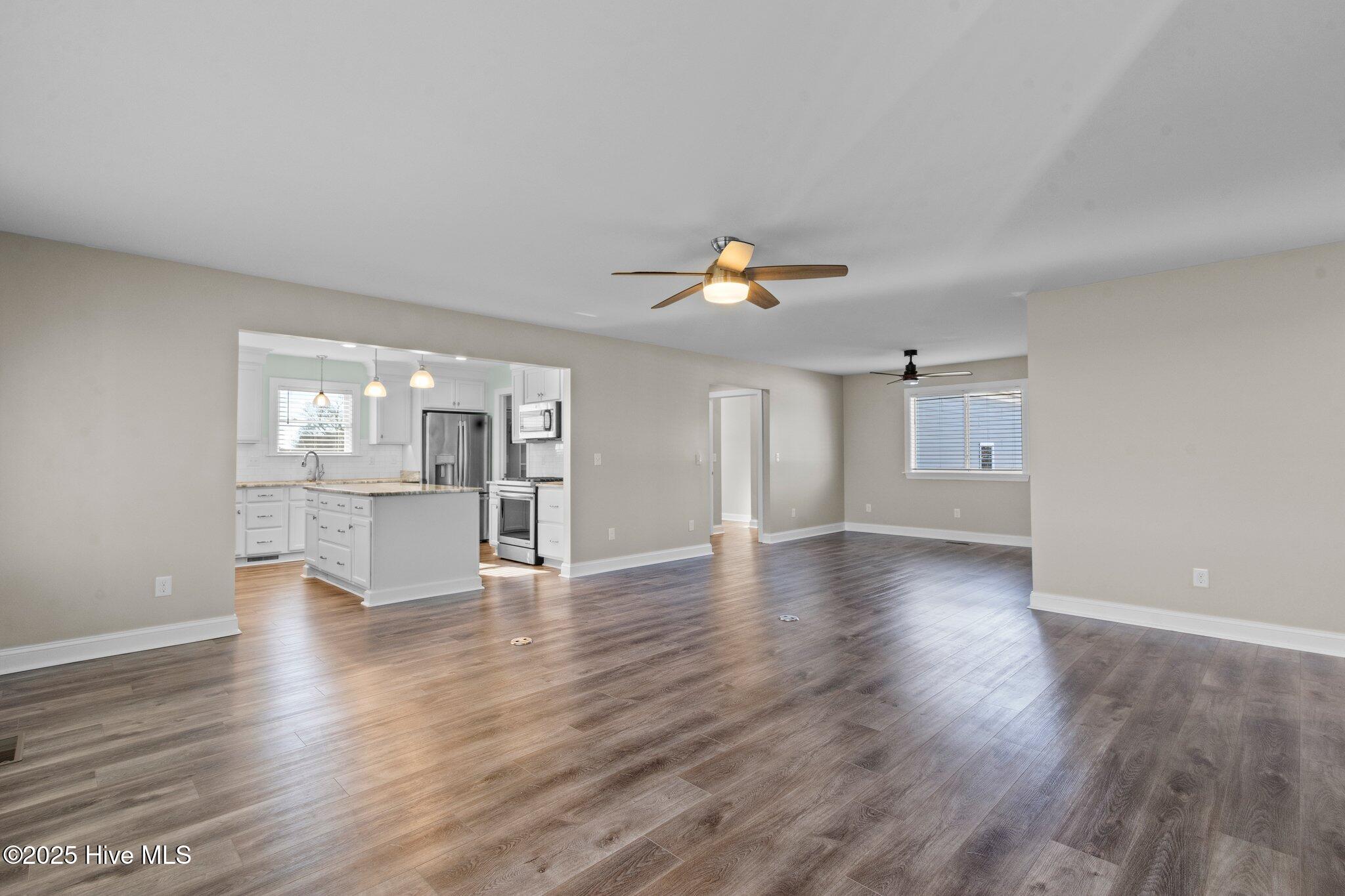 1055 Waterlily Road Property Photo 10