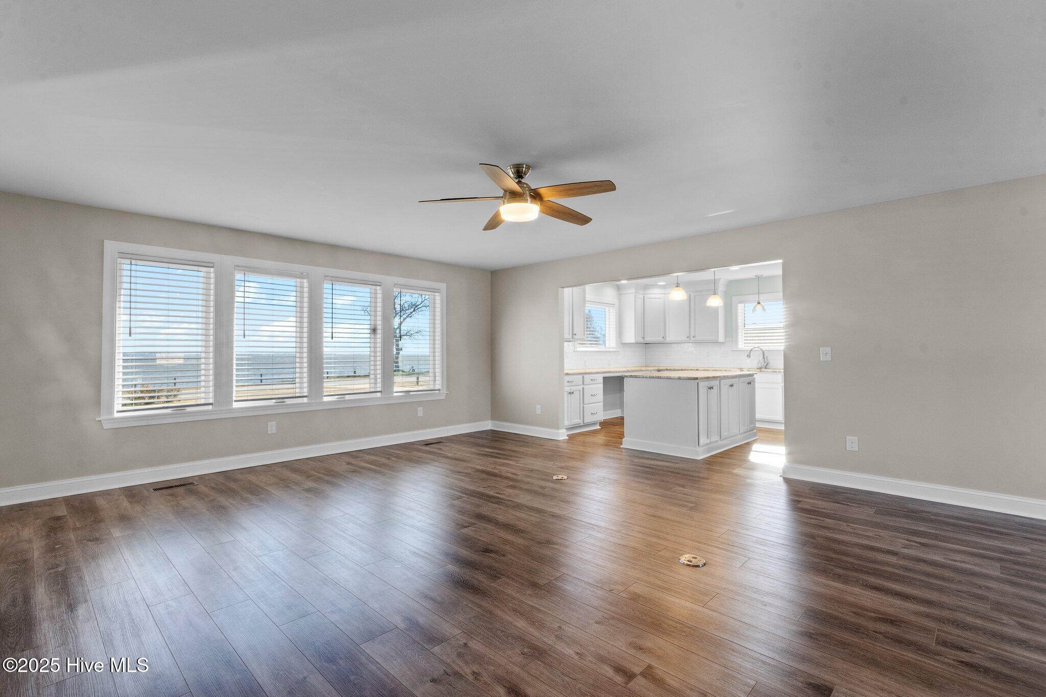 1055 Waterlily Road Property Photo 11