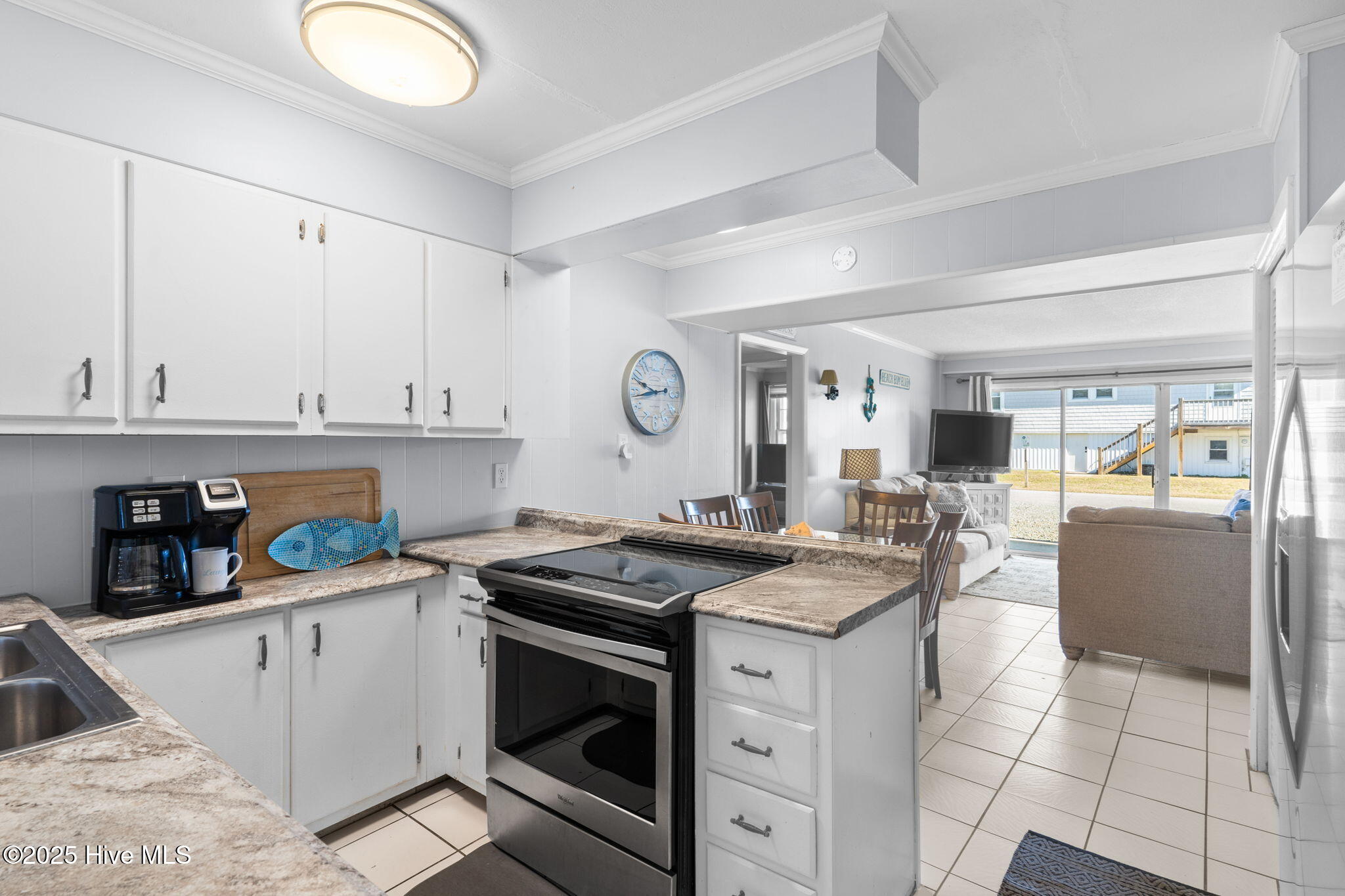 298 Ocean Boulevard # 101 Property Photo 12