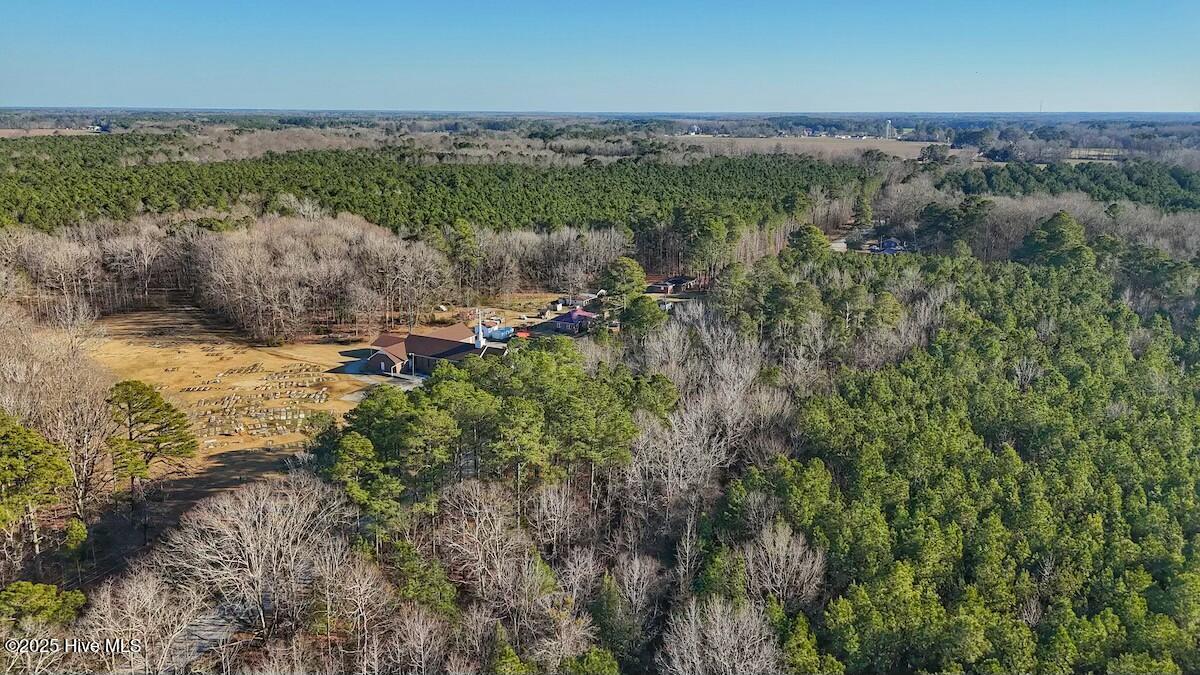 4325 Governors Road Property Photo 7