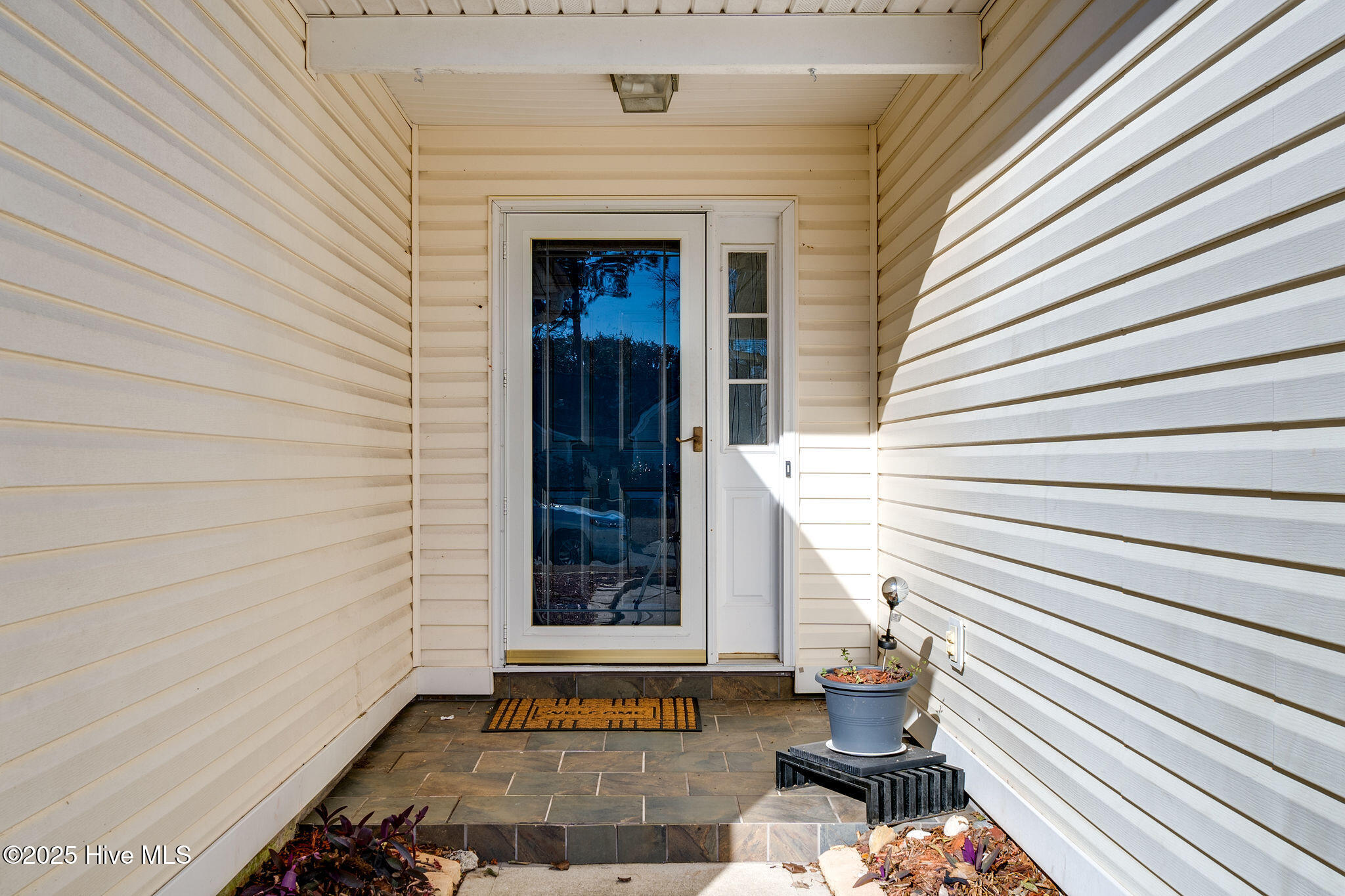 1203 Woodburn Court Property Photo 3