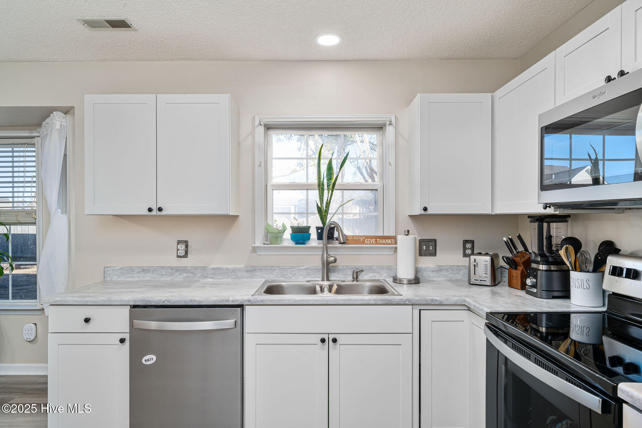 1203 Woodburn Court Property Photo 12