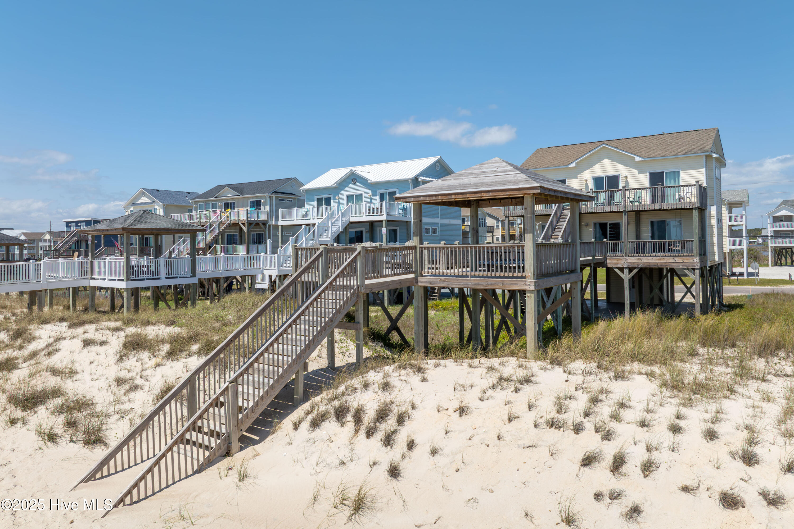 1280 New River Inlet Road Property Photo 1
