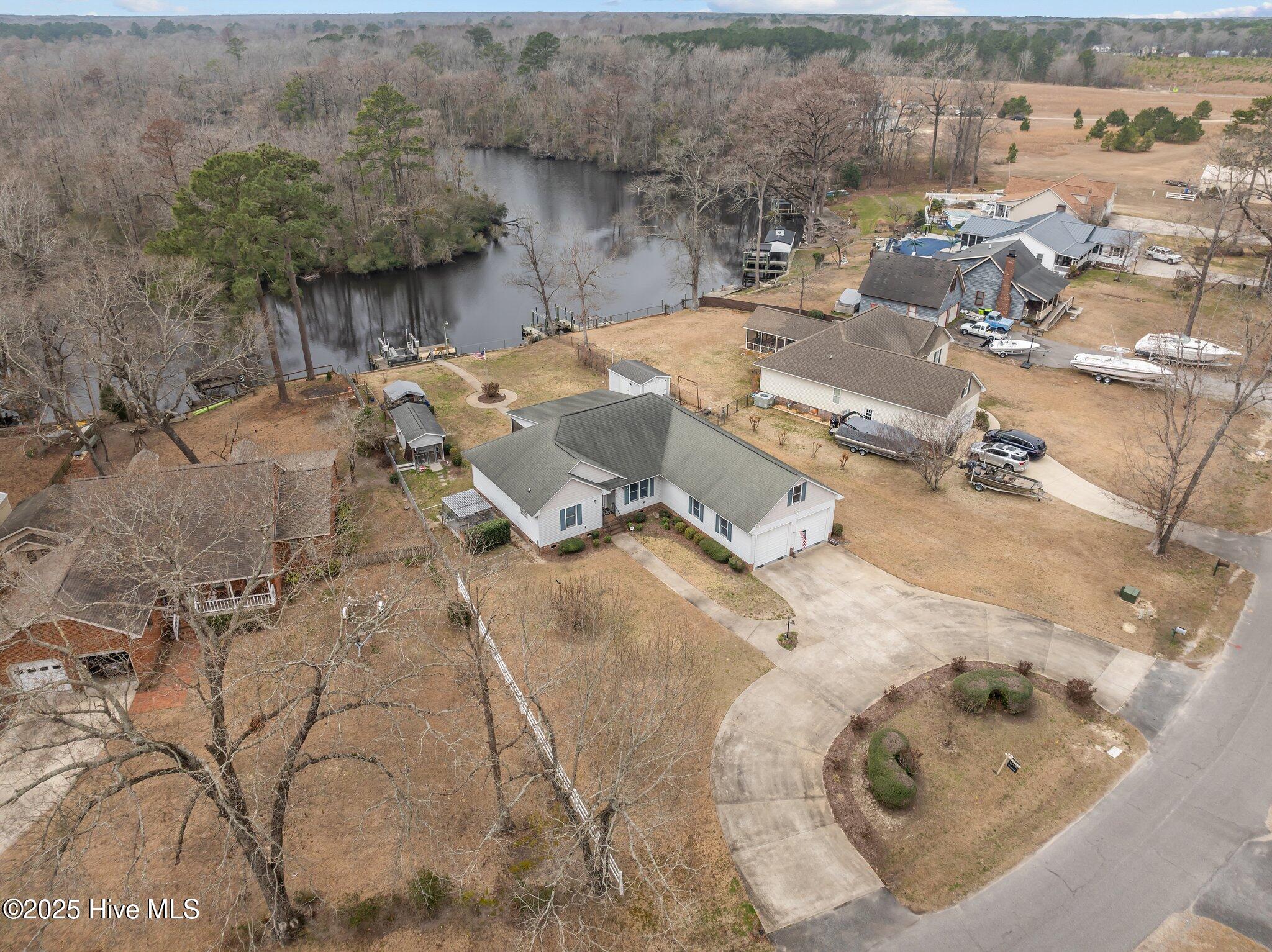 108 Arbor Drive Property Photo 5