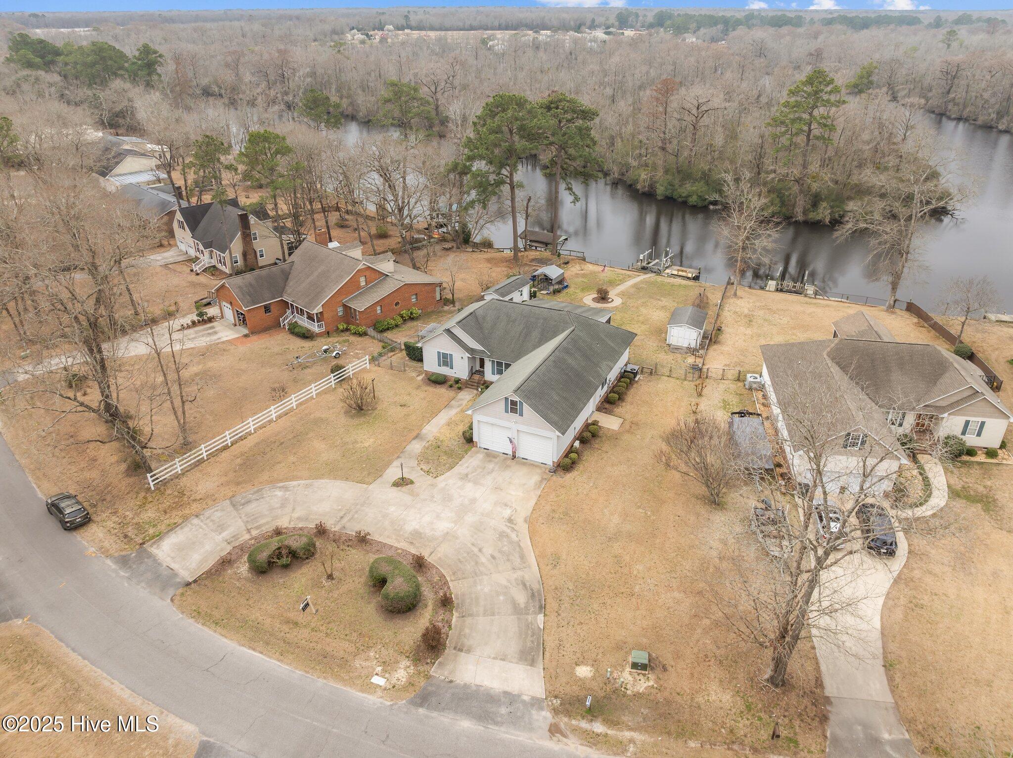 108 Arbor Drive Property Photo 6