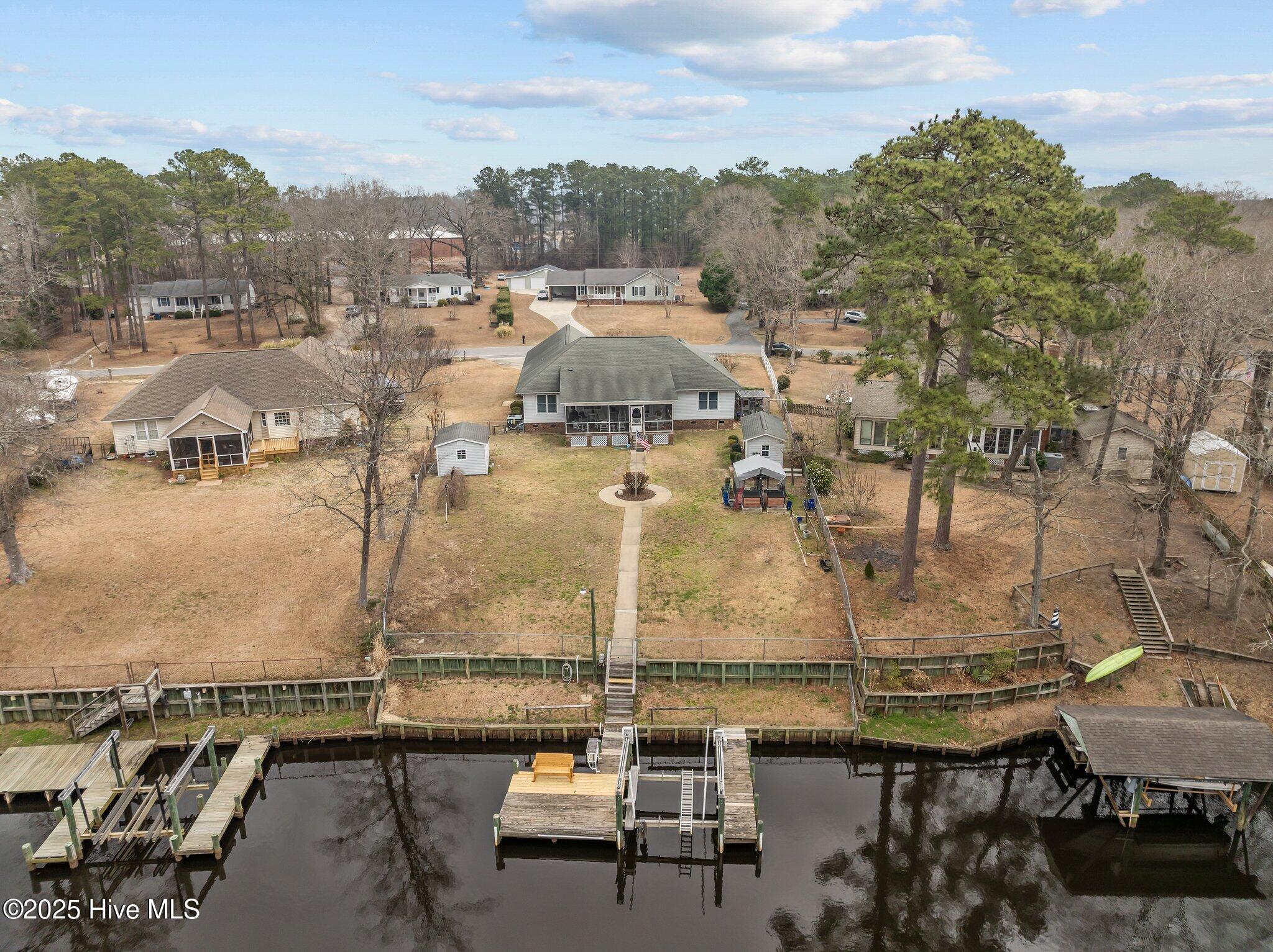 108 Arbor Drive Property Photo 7