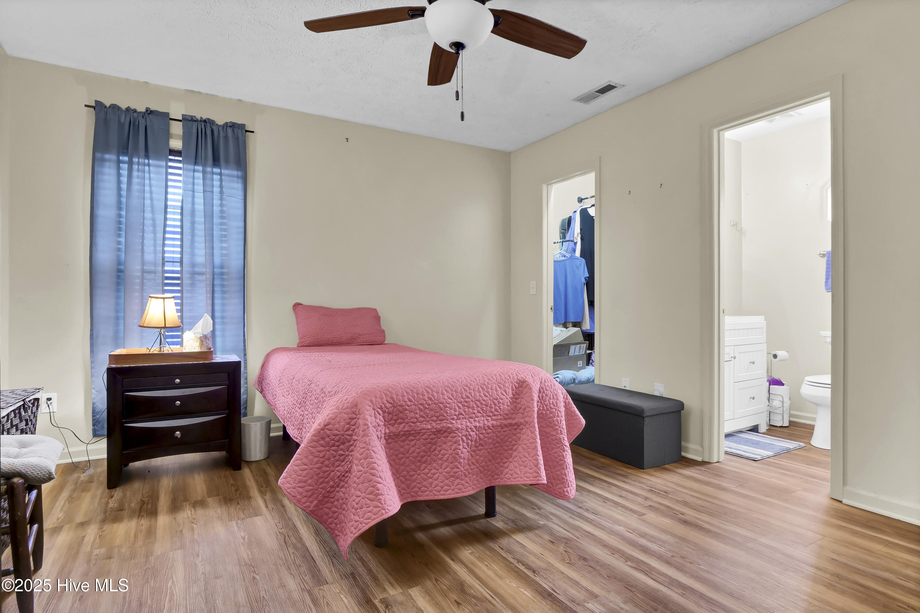 2616 Bradfield Court Property Photo 13