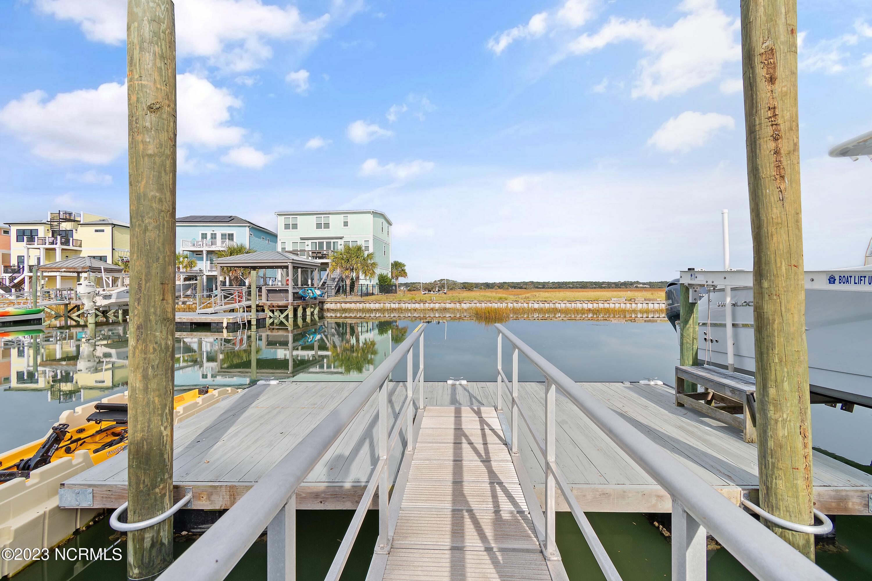 1213 N Shore Drive Property Photo 12