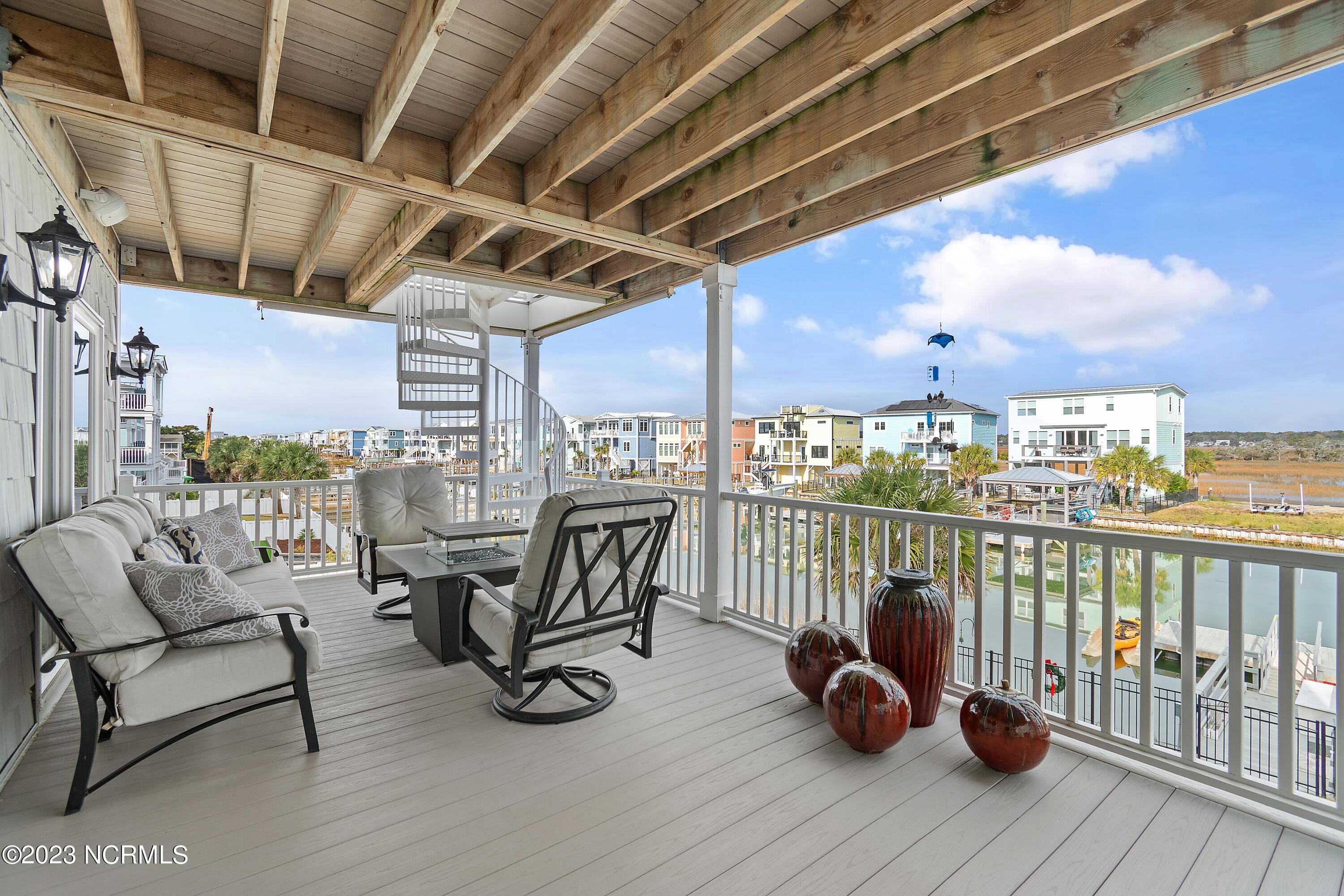 1213 N Shore Drive Property Photo 15