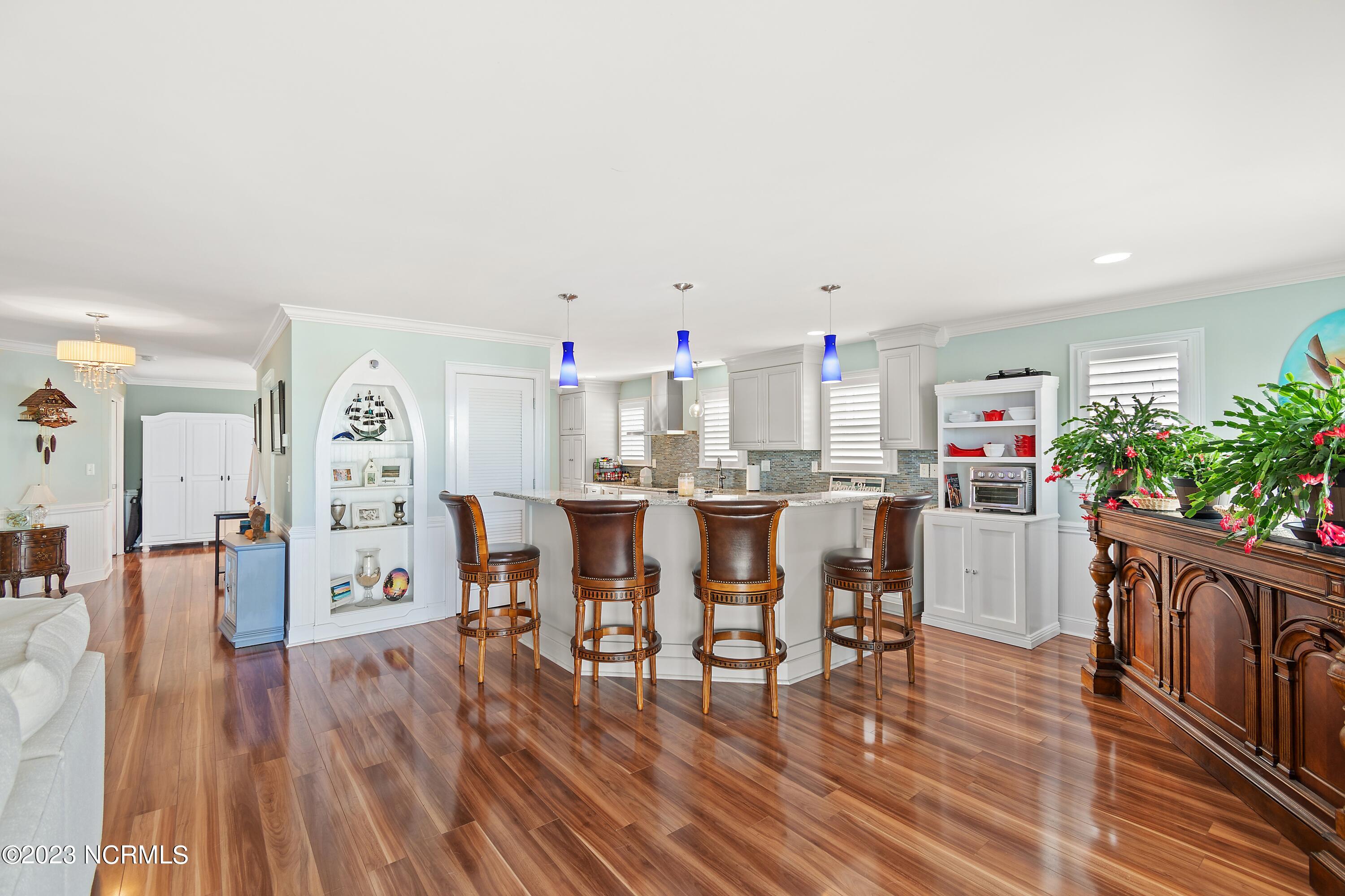 1213 N Shore Drive Property Photo 21