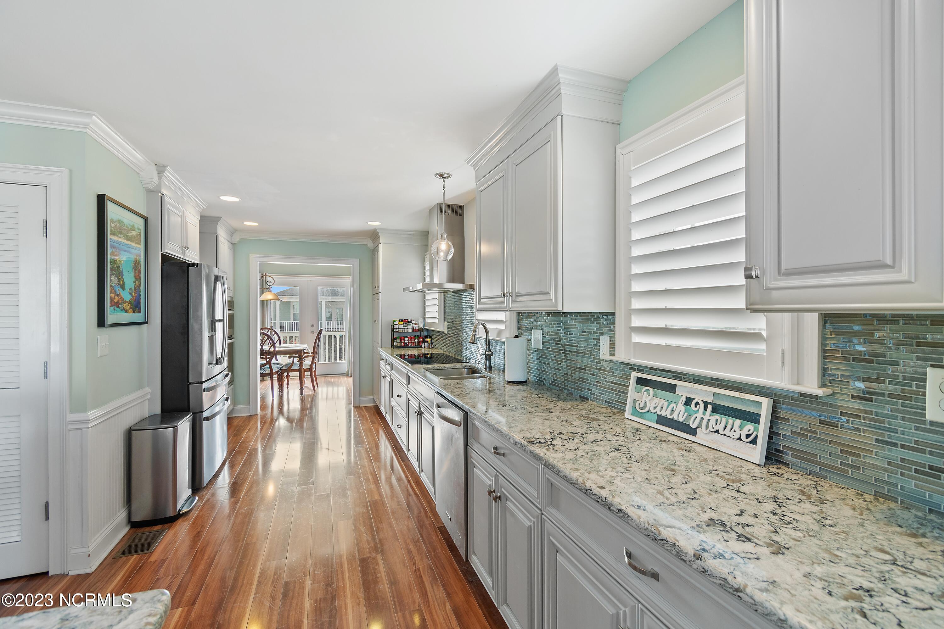 1213 N Shore Drive Property Photo 25