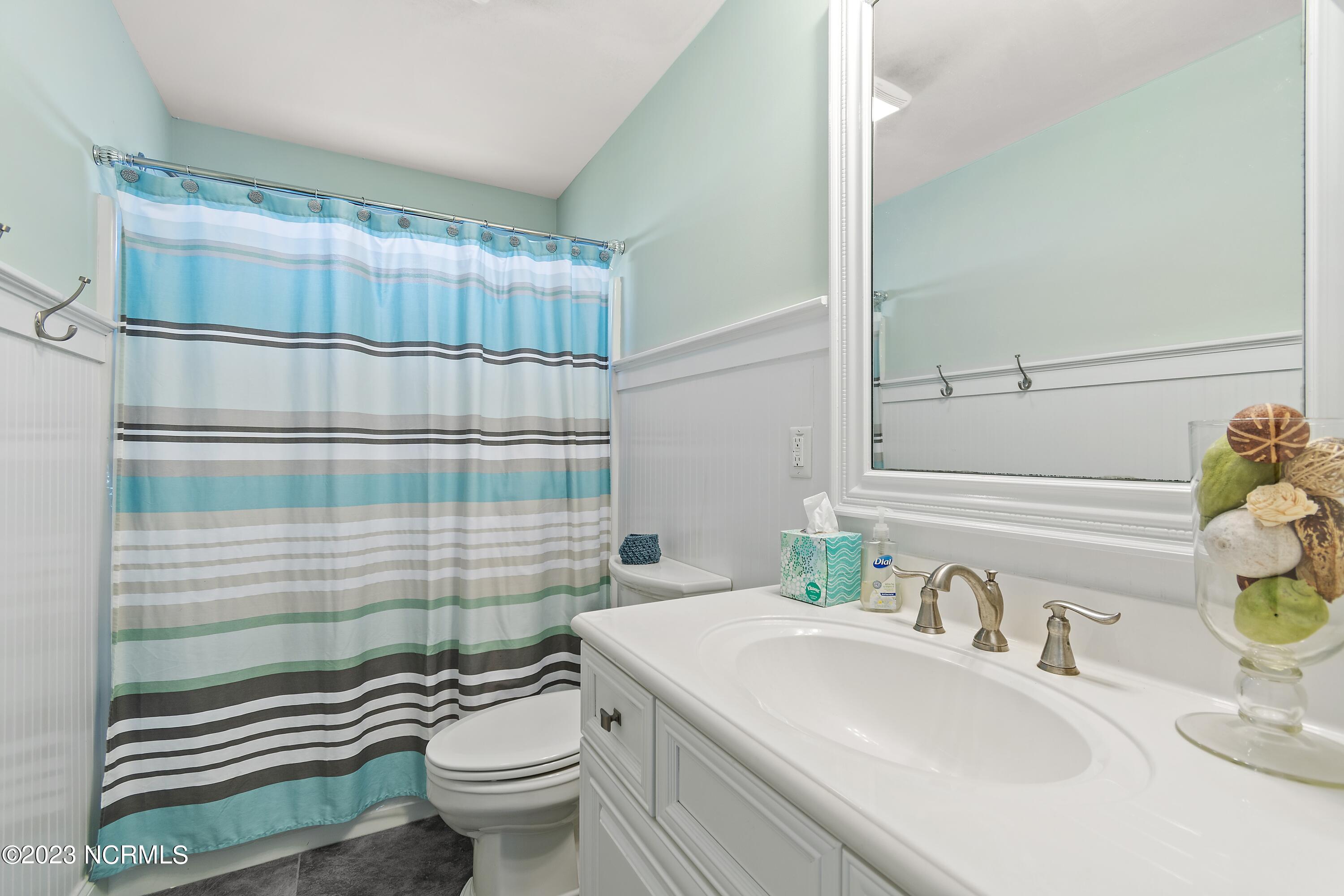 1213 N Shore Drive Property Photo 53