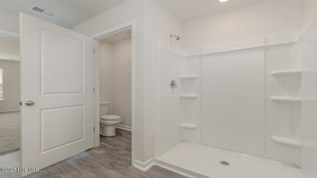 941 Shipley Way Property Photo 11