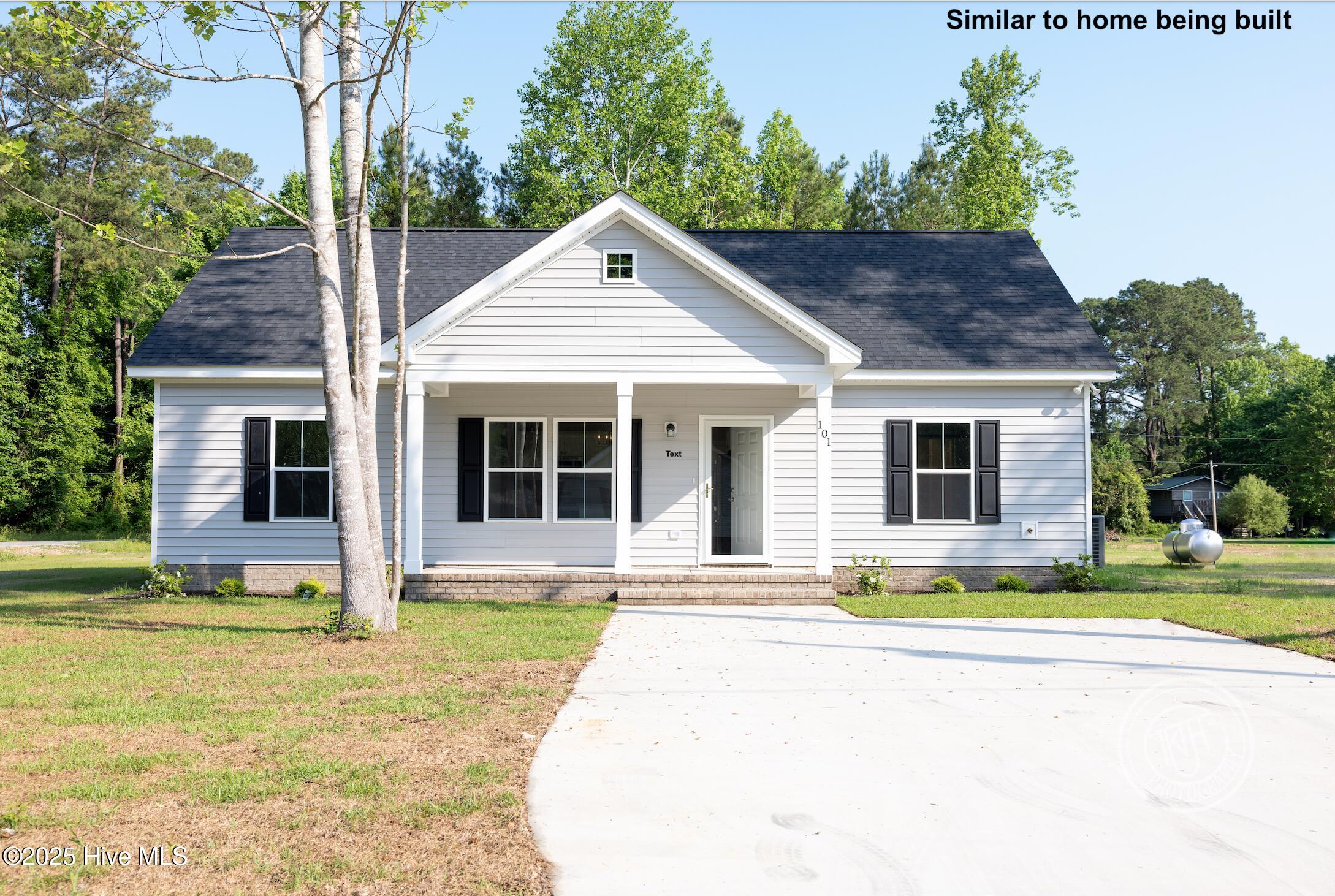 405 Coral Lane Property Photo