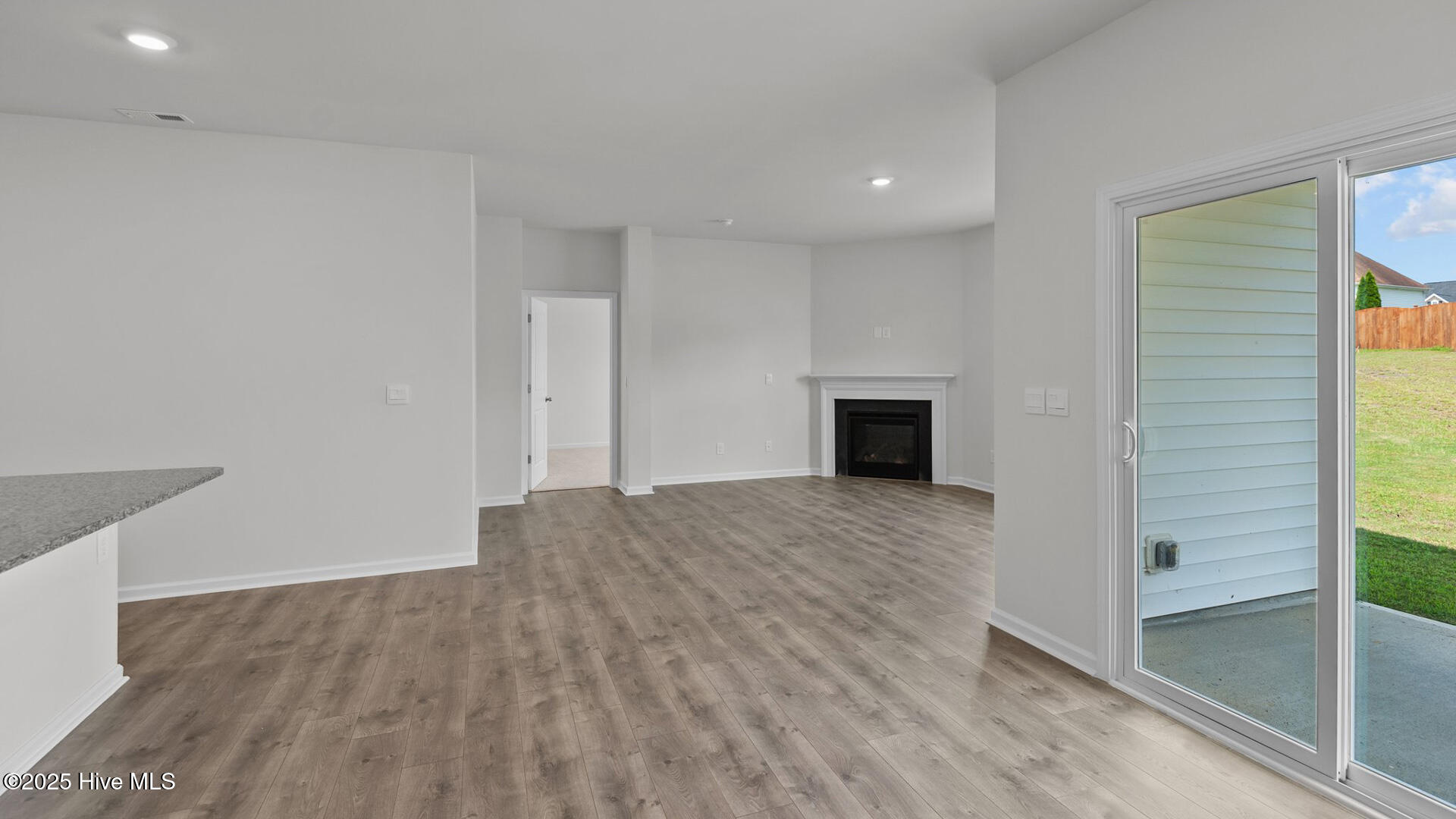 3906 Althorp Drive Property Photo 12